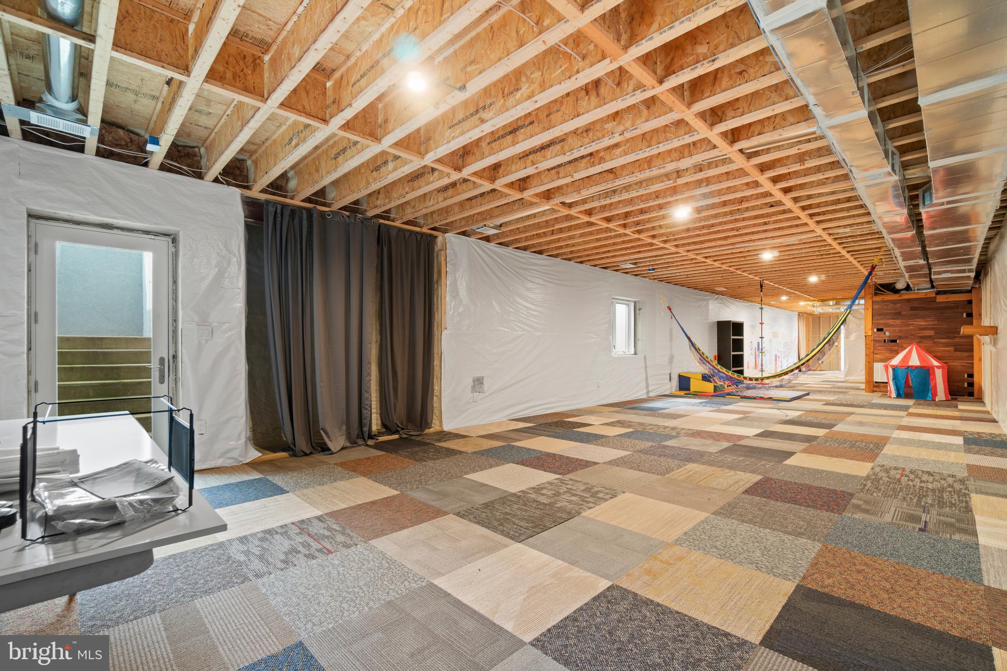 LIZZIE MILL RD - Residential