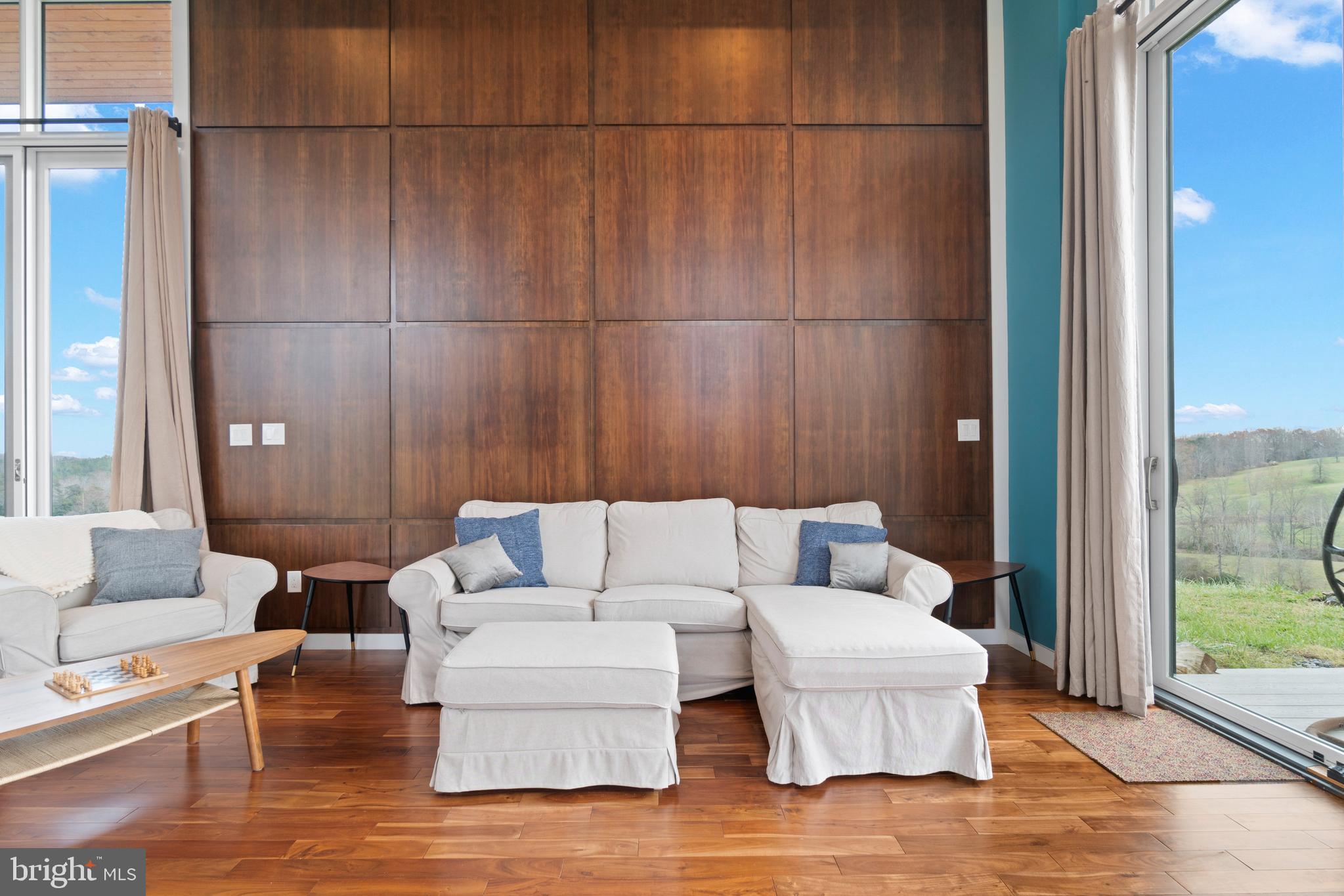 LIZZIE MILL RD - Residential