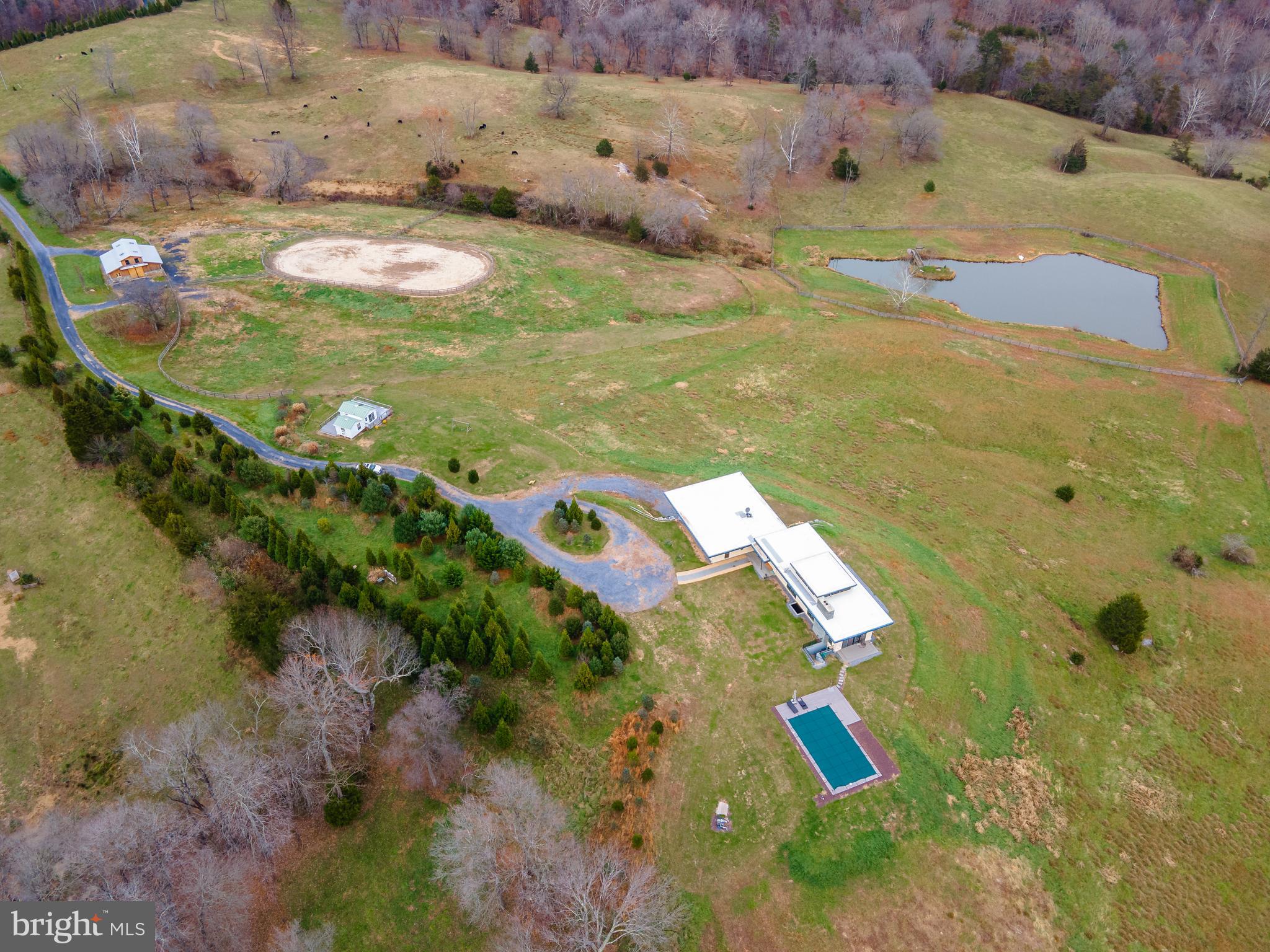 LIZZIE MILL RD - Residential