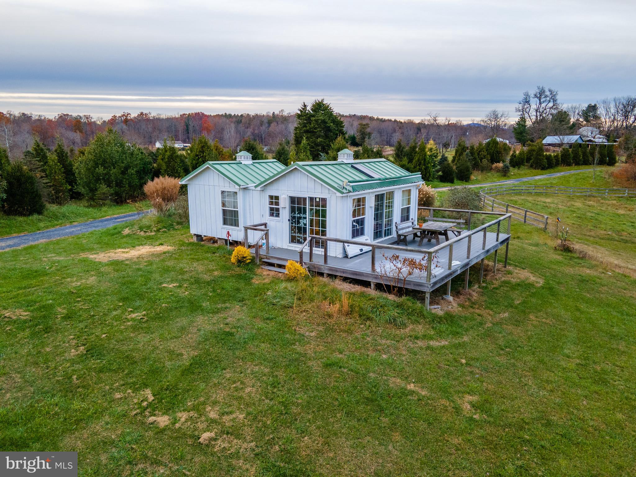 LIZZIE MILL RD - Residential