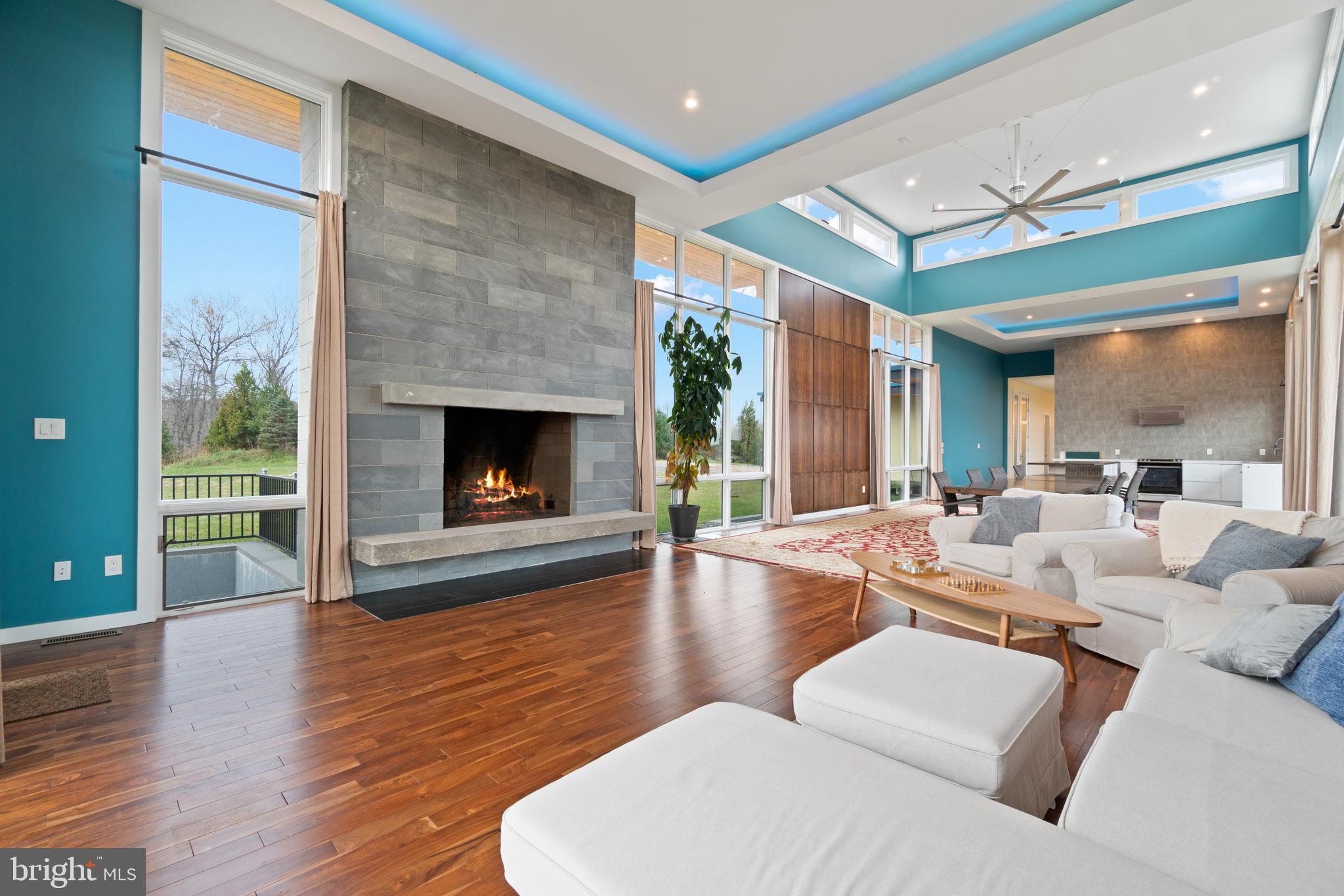 LIZZIE MILL RD - Residential