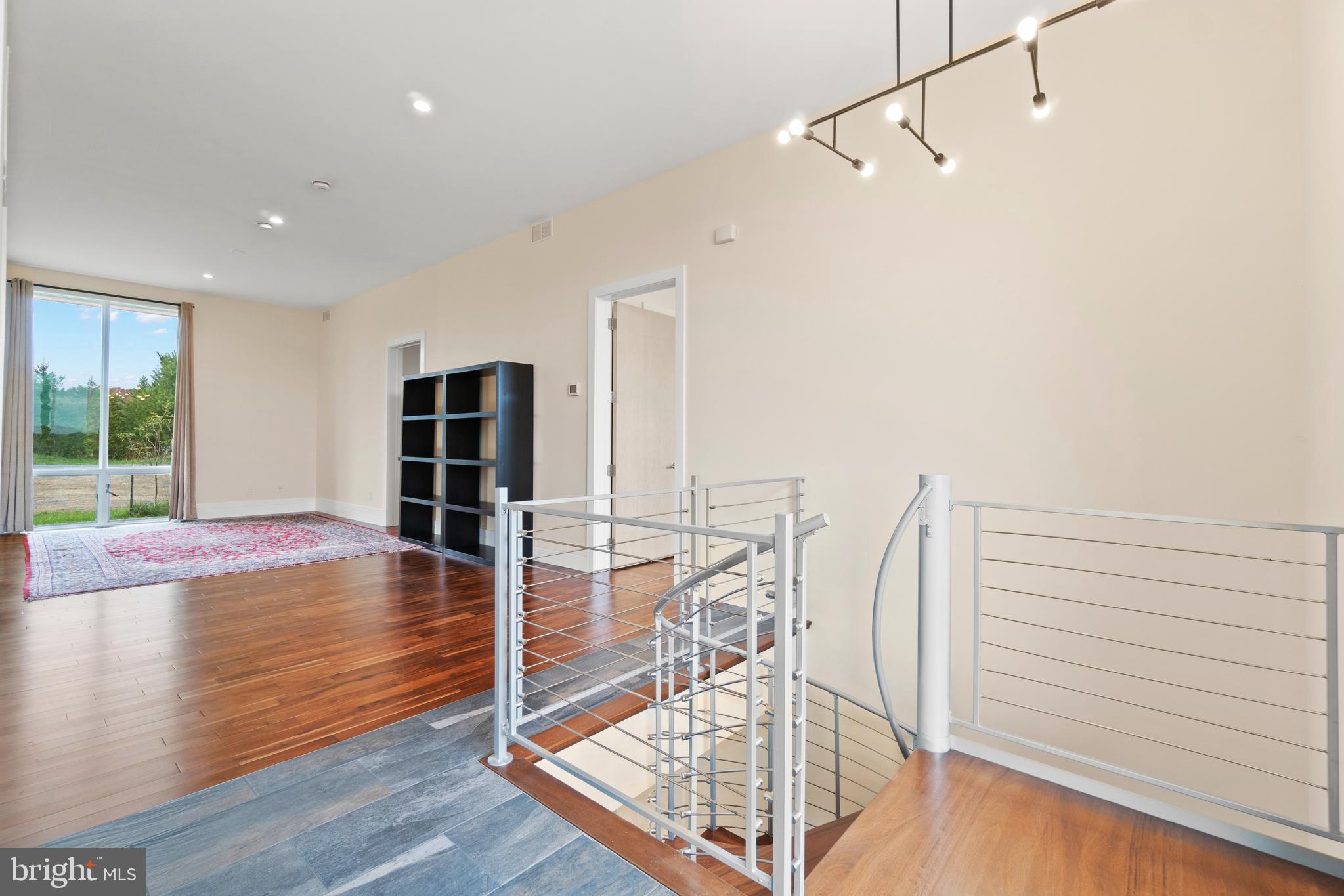 LIZZIE MILL RD - Residential