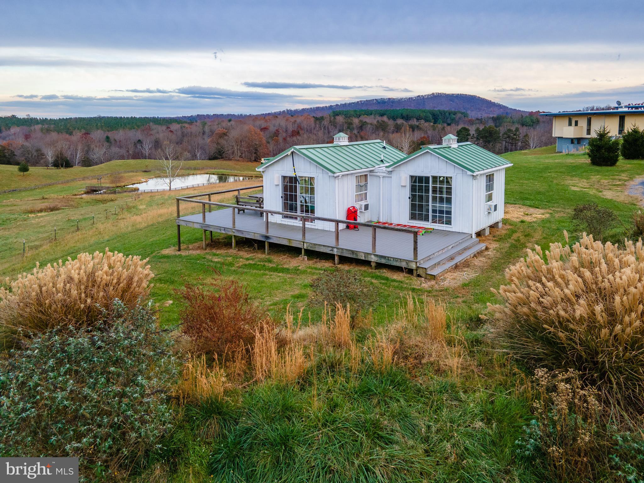 LIZZIE MILL RD - Residential