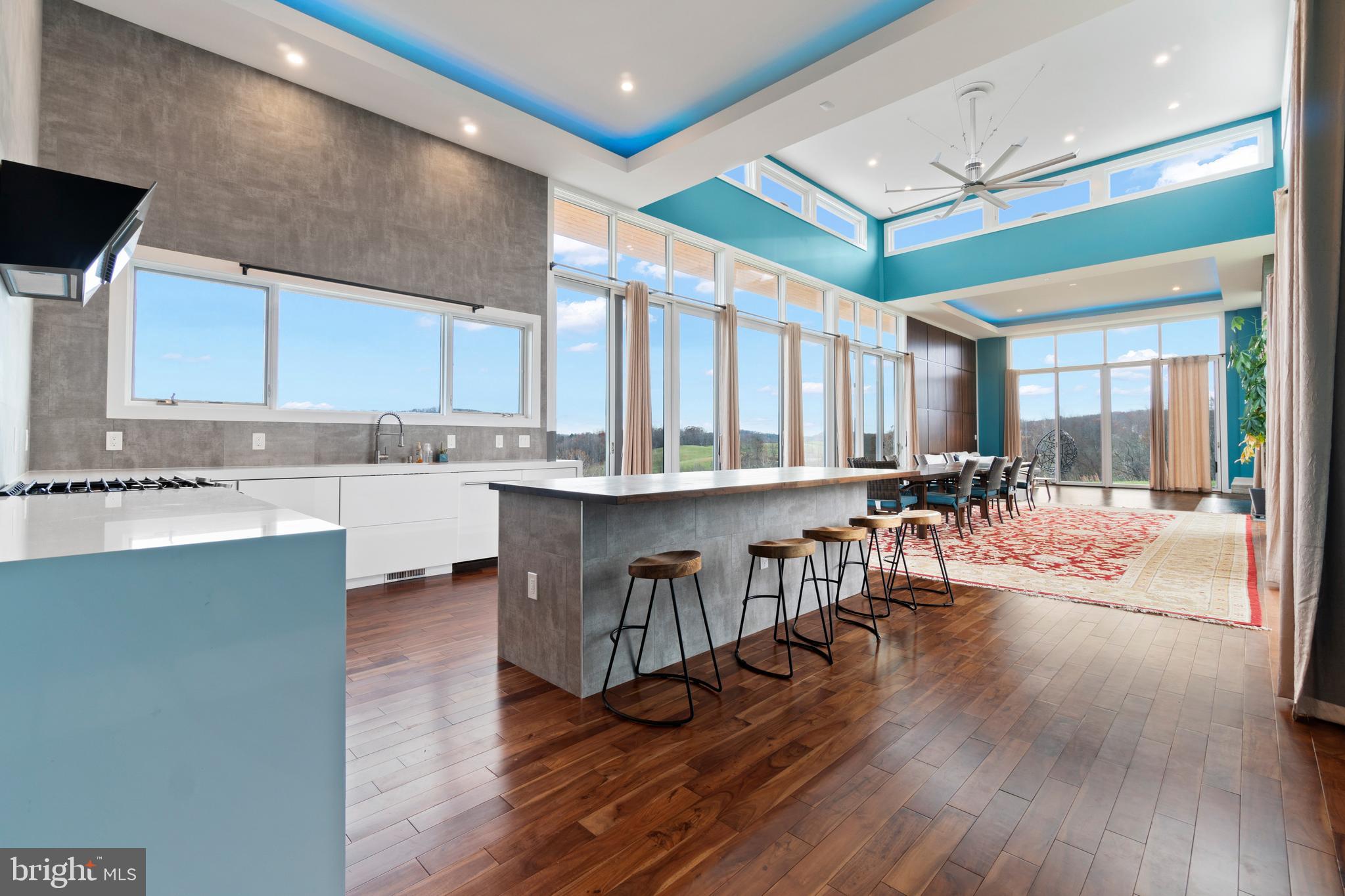 LIZZIE MILL RD - Residential