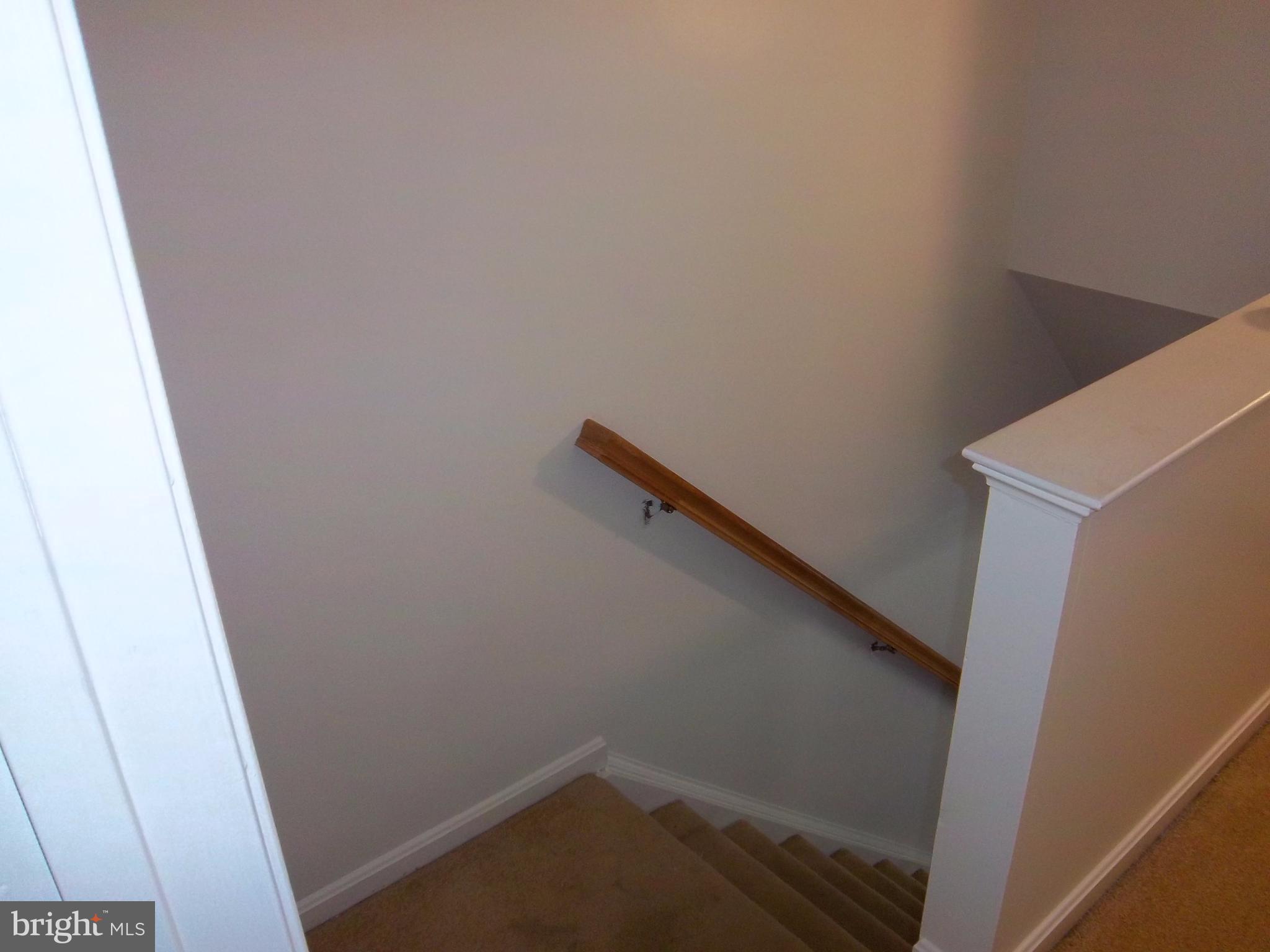 SOUTH HAMPTON SUB - Residential Lease