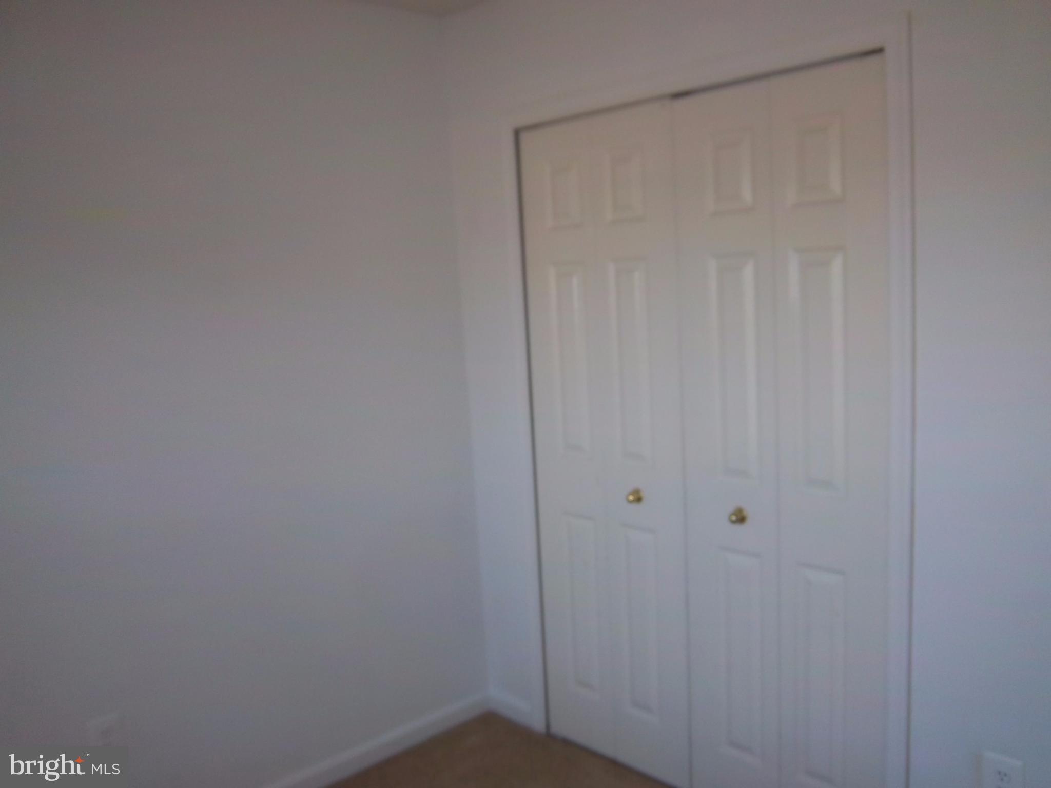 SOUTH HAMPTON SUB - Residential Lease