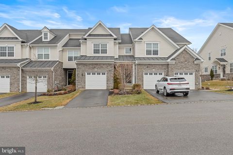 210 ELLA DRIVE CONSHOHOCKEN PA 19428