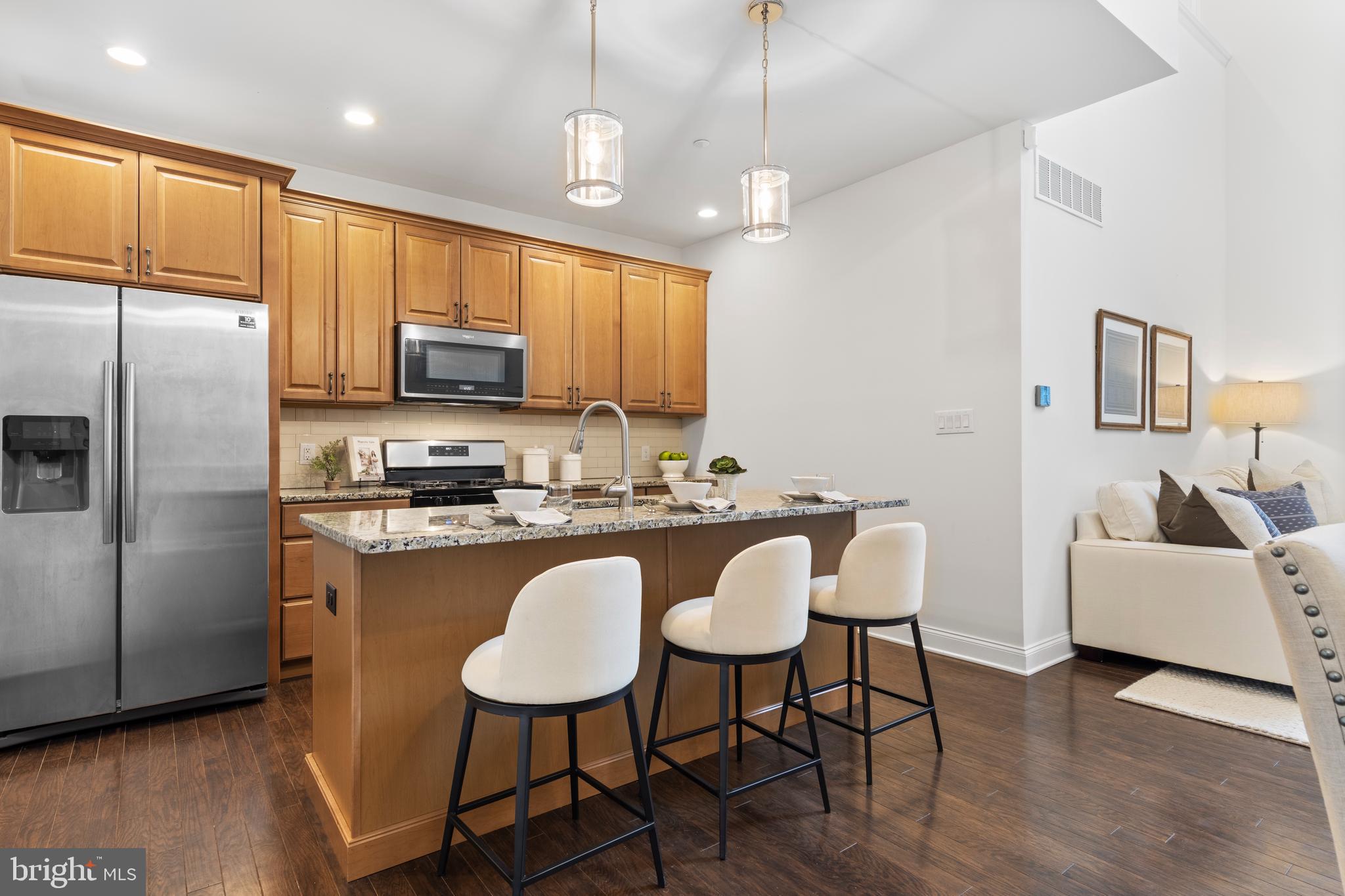 OAKS AT LAFAYETTE HILL - Residential