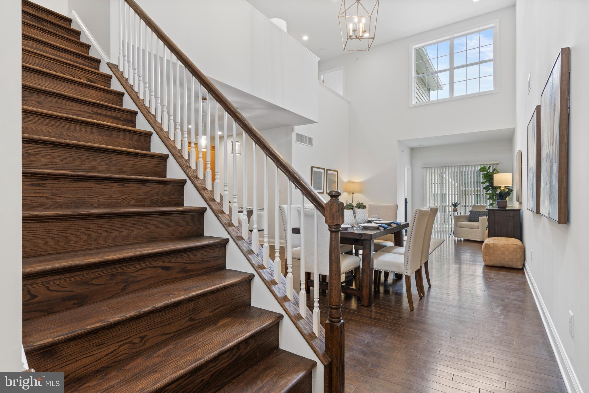 OAKS AT LAFAYETTE HILL - Residential