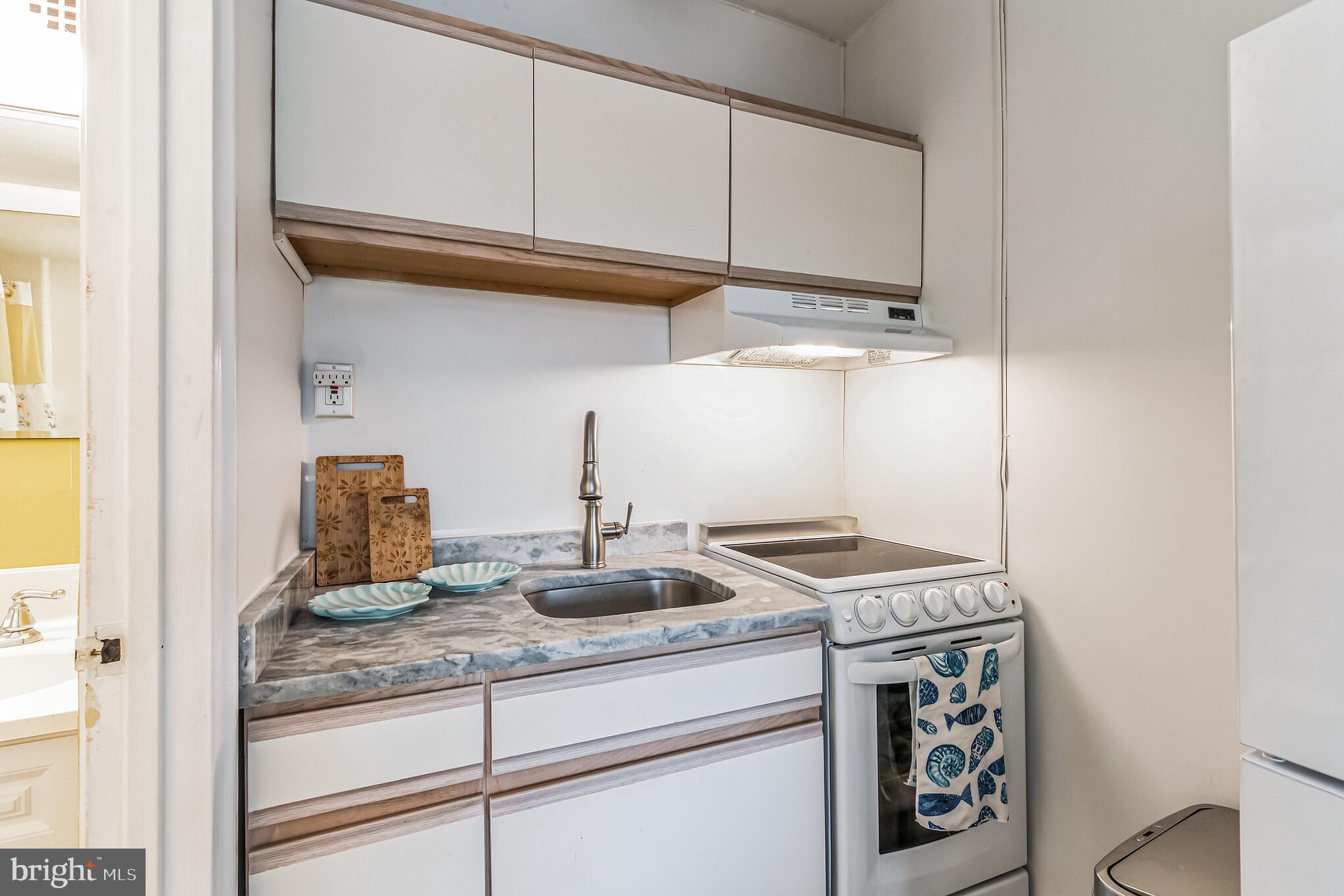 108 S MONTPELIER AVENUE 222