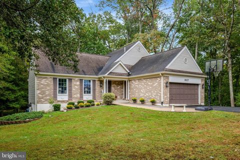 1827 POST OAK TRAIL RESTON VA 20191