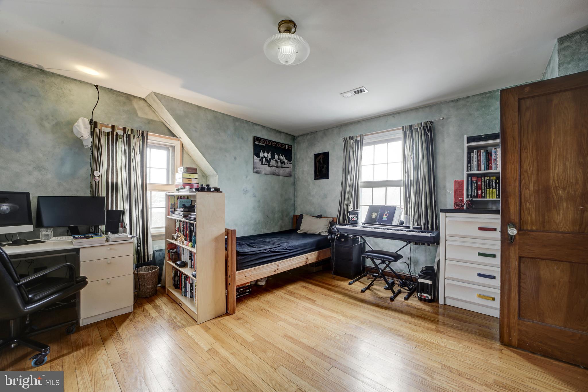 UNIVERSITY PARK - Residential