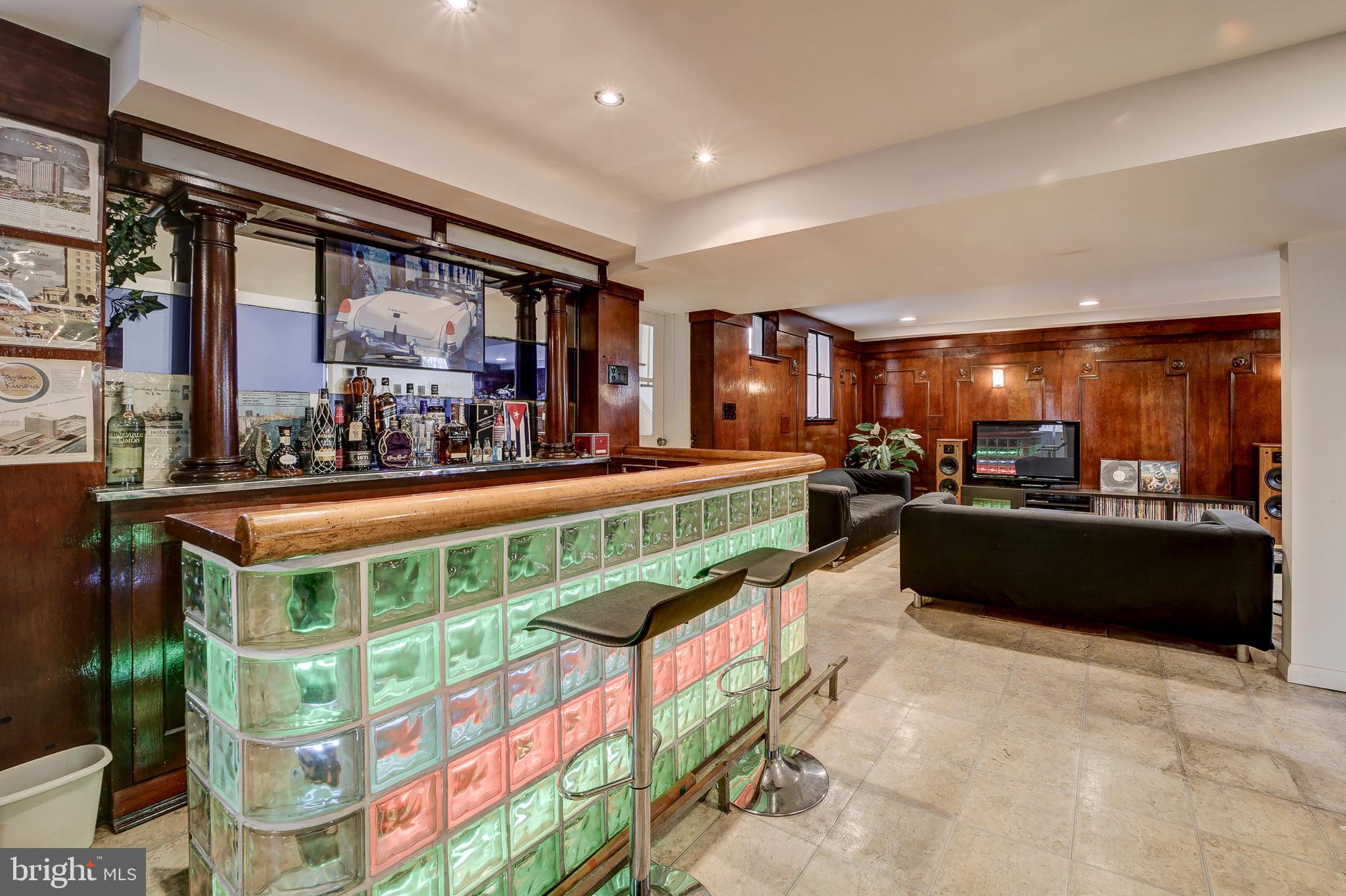 UNIVERSITY PARK - Residential