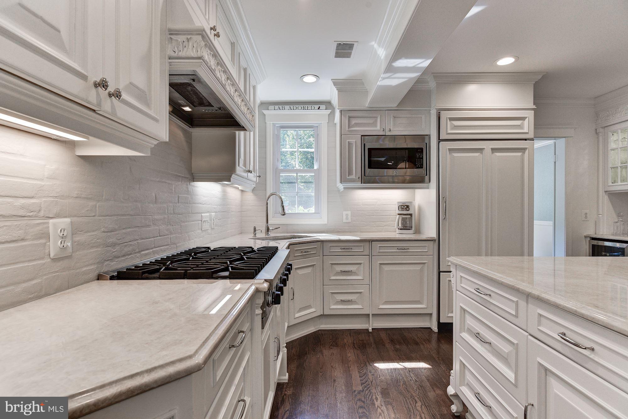 BRADMOOR - Residential