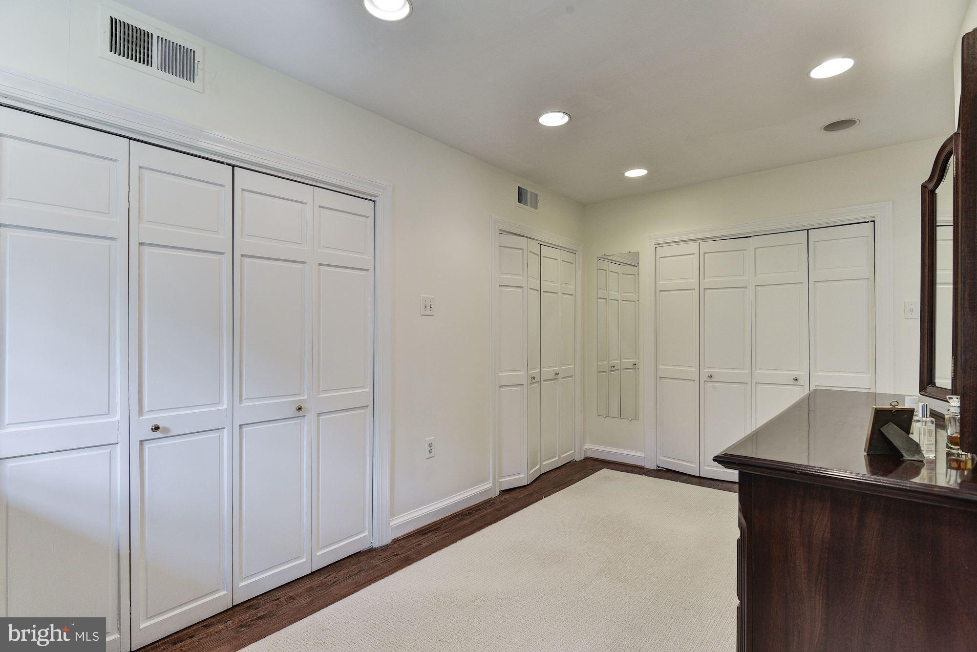 BRADMOOR - Residential