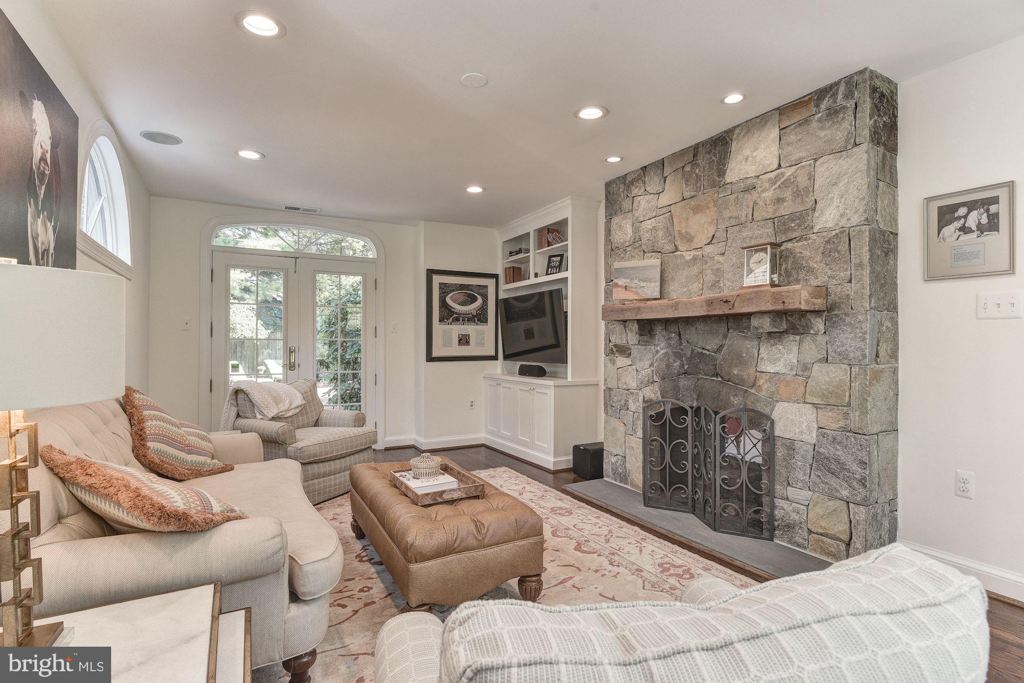 BRADMOOR - Residential