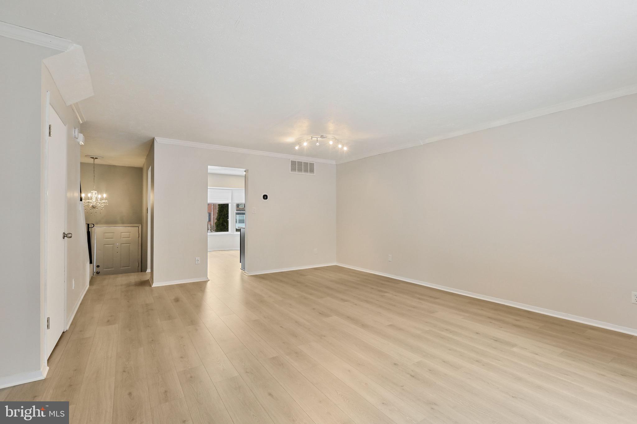 OAKHURST - Residential