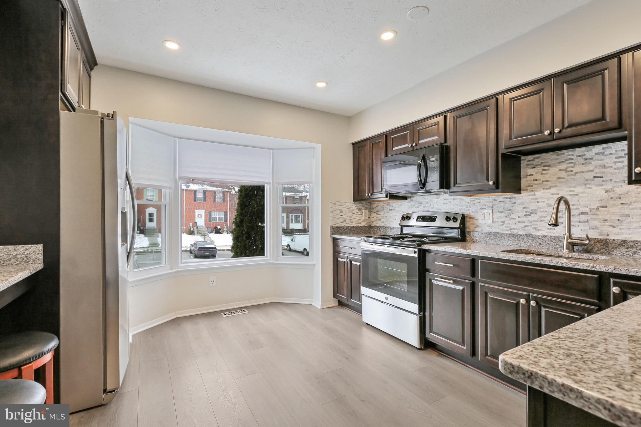 OAKHURST - Residential