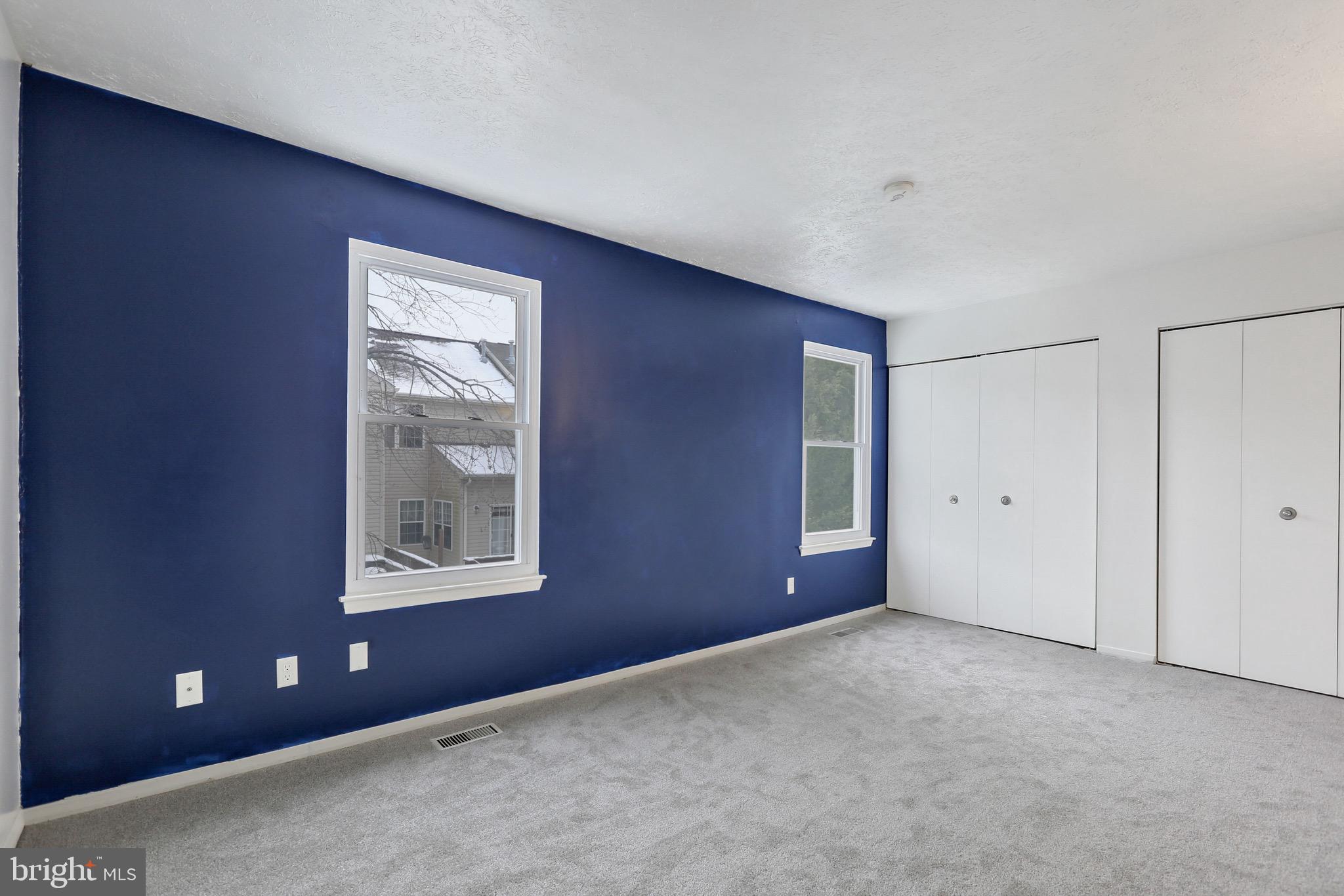 OAKHURST - Residential