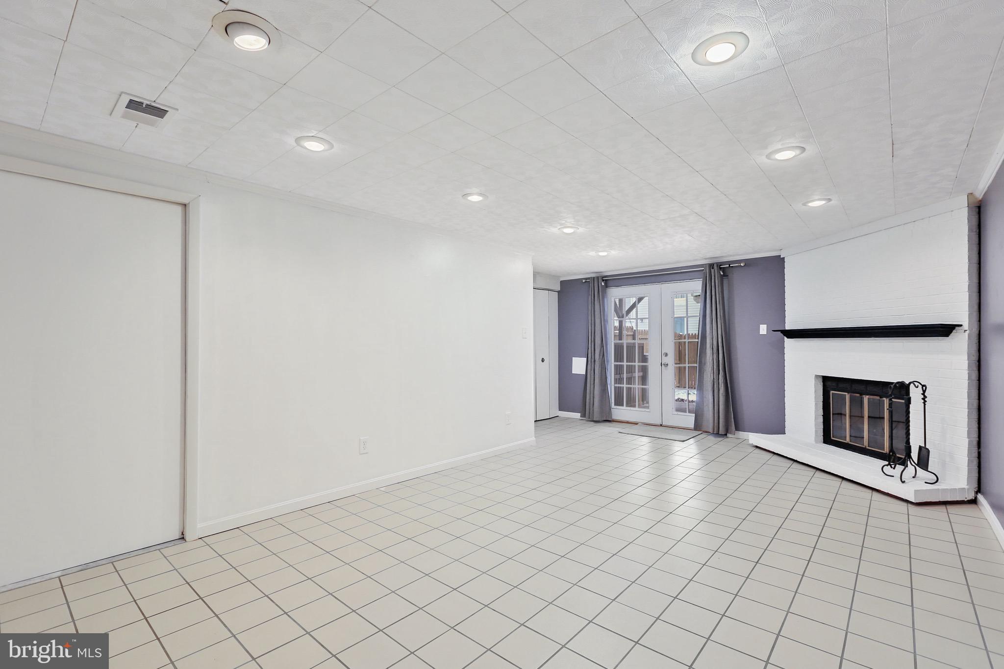 OAKHURST - Residential