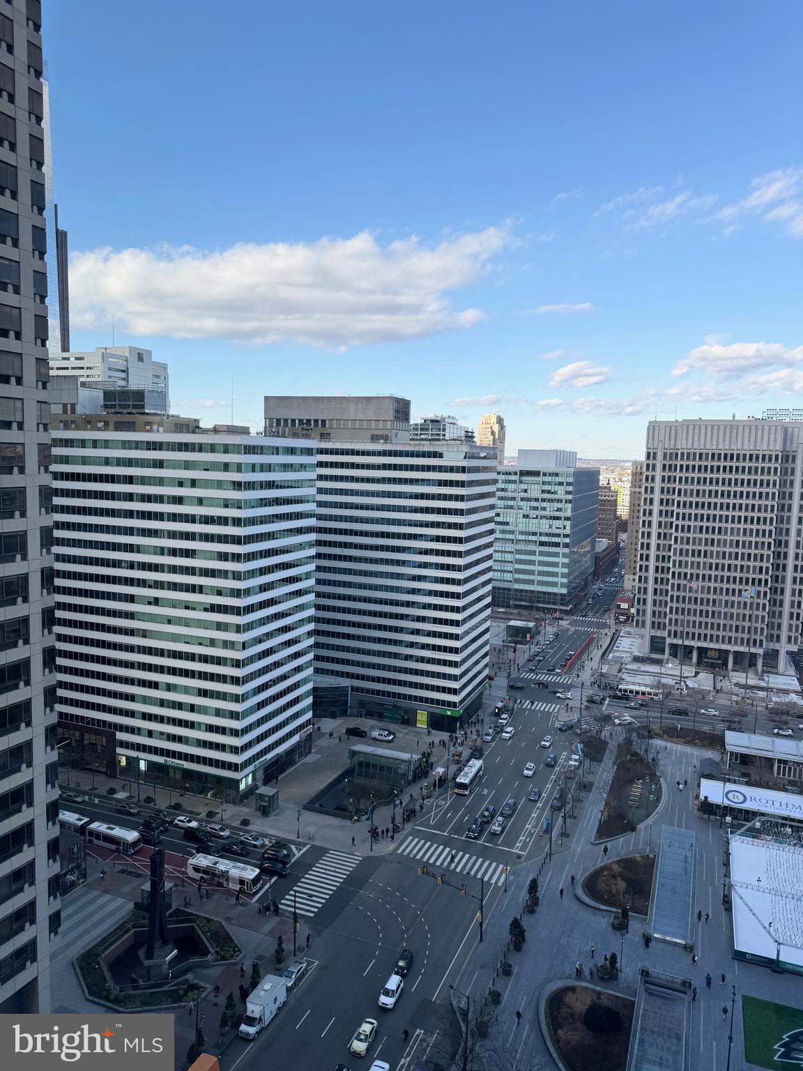 AVENUE OF THE ARTS - Residential Lease