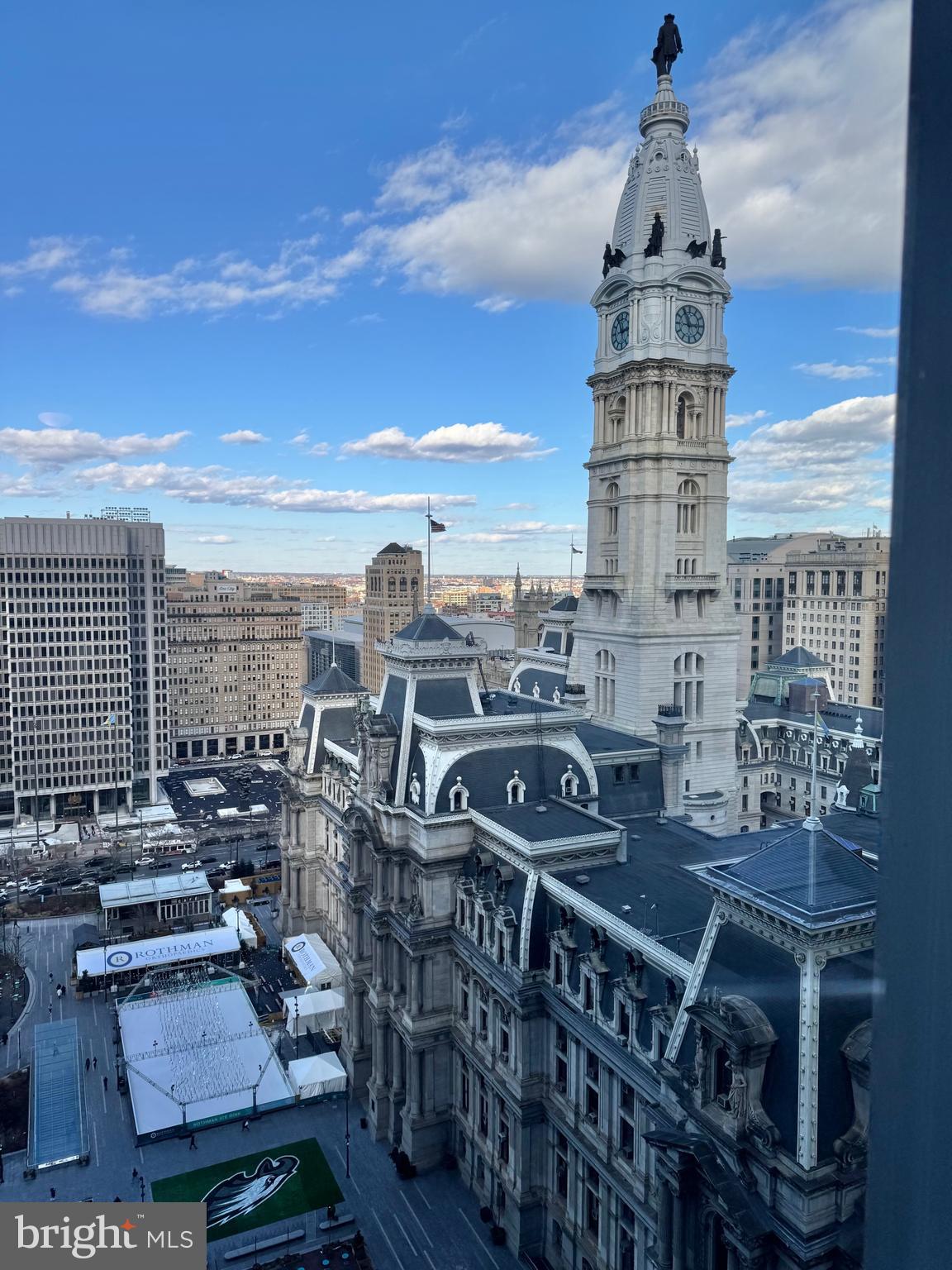 AVENUE OF THE ARTS - Residential Lease