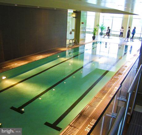 AVENUE OF THE ARTS - Residential Lease