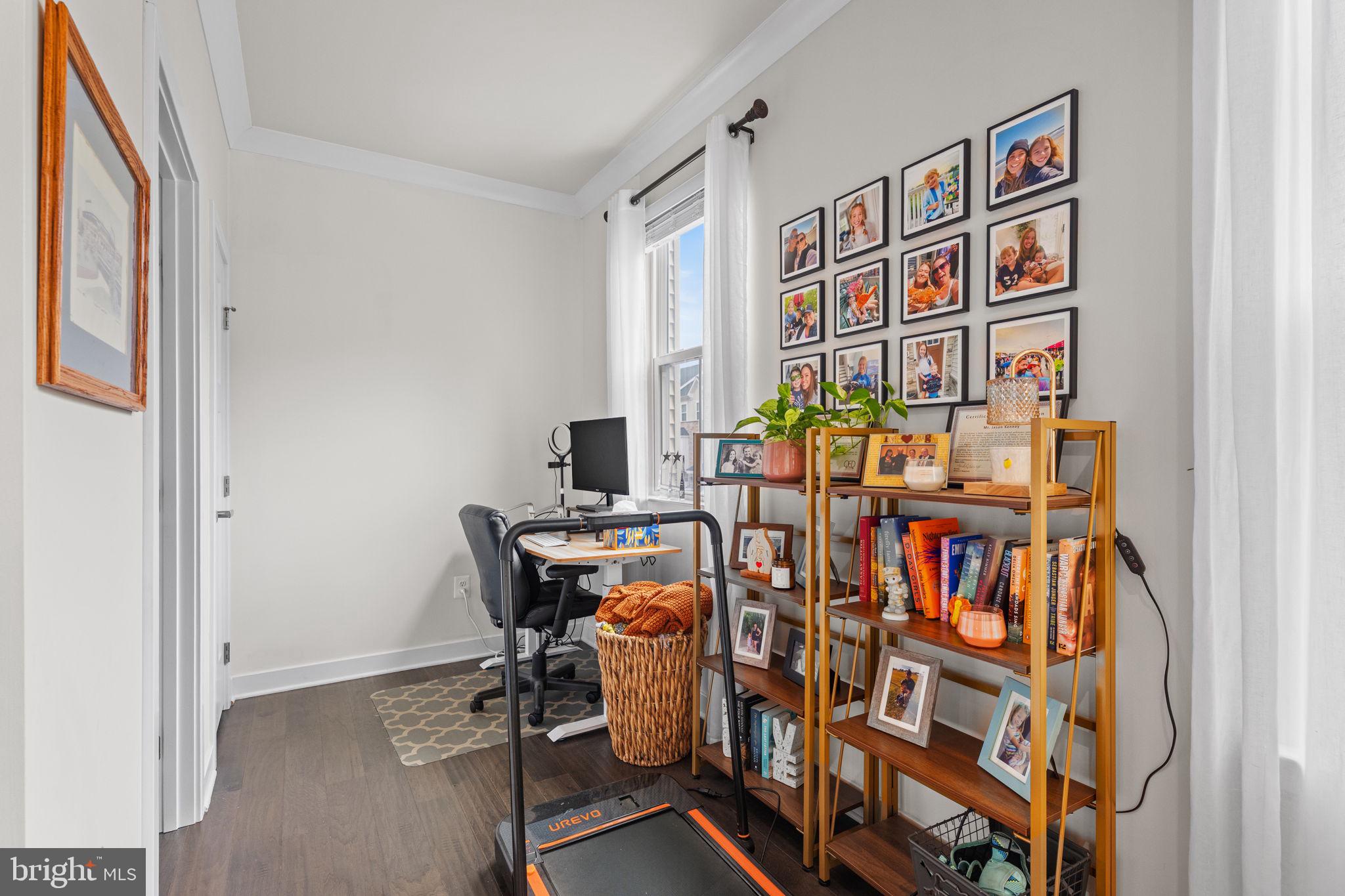 EDGEMERE/SPARROWS POINT - Residential