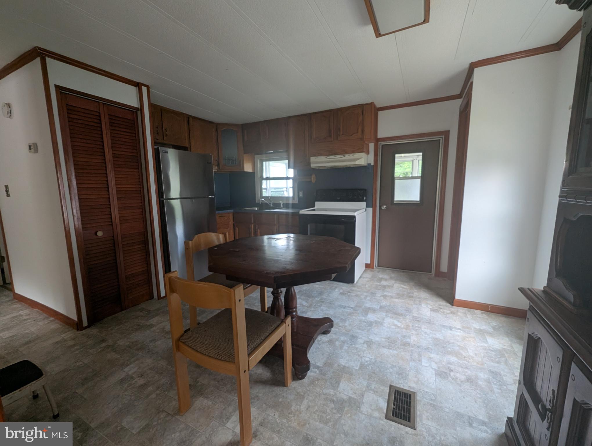 JACKSON ACRES - Residential