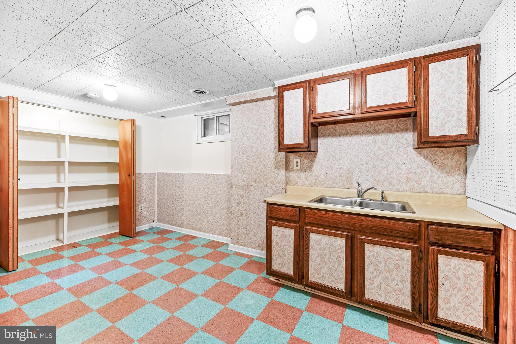 HALLMARK ESTATES - Residential