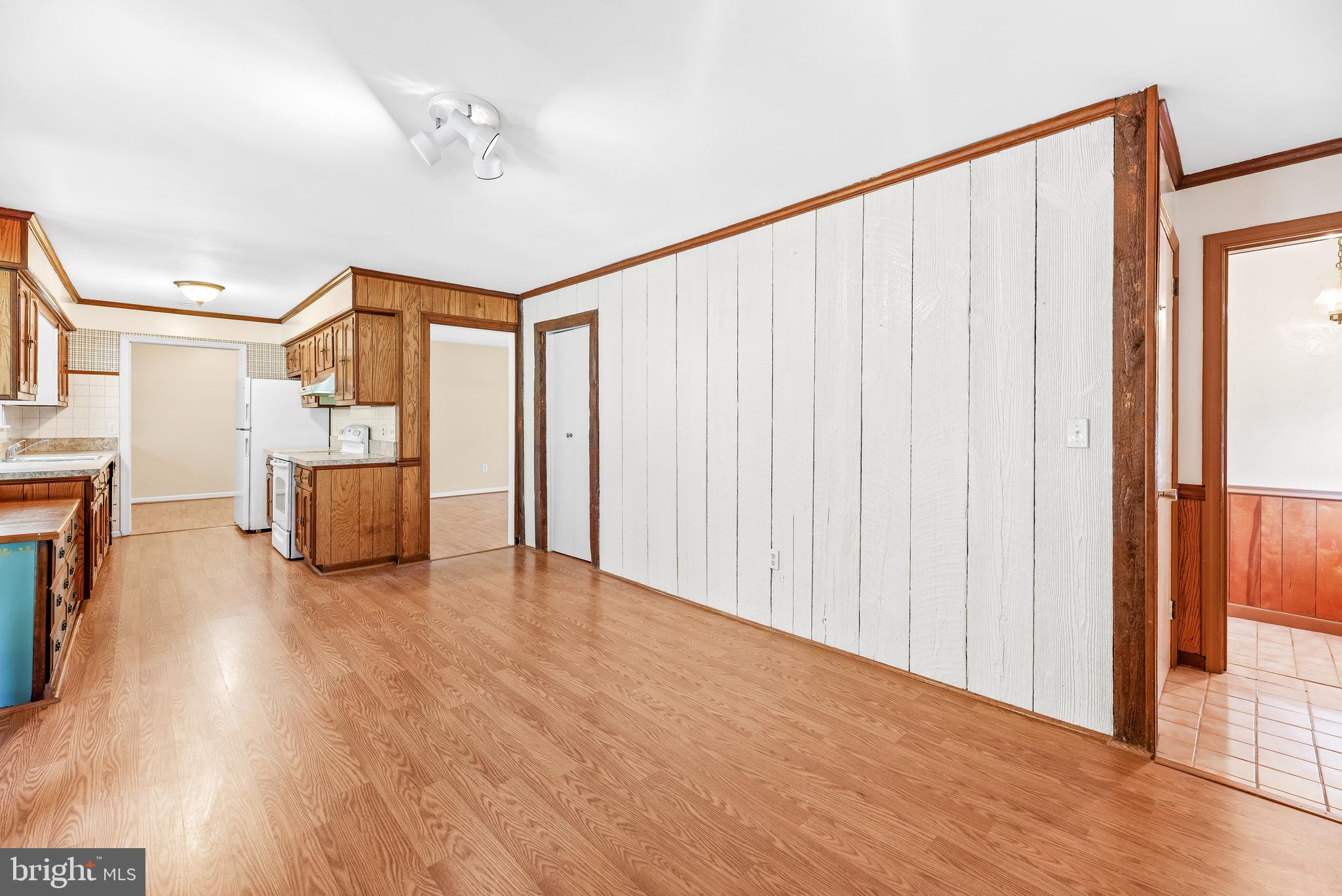 HALLMARK ESTATES - Residential