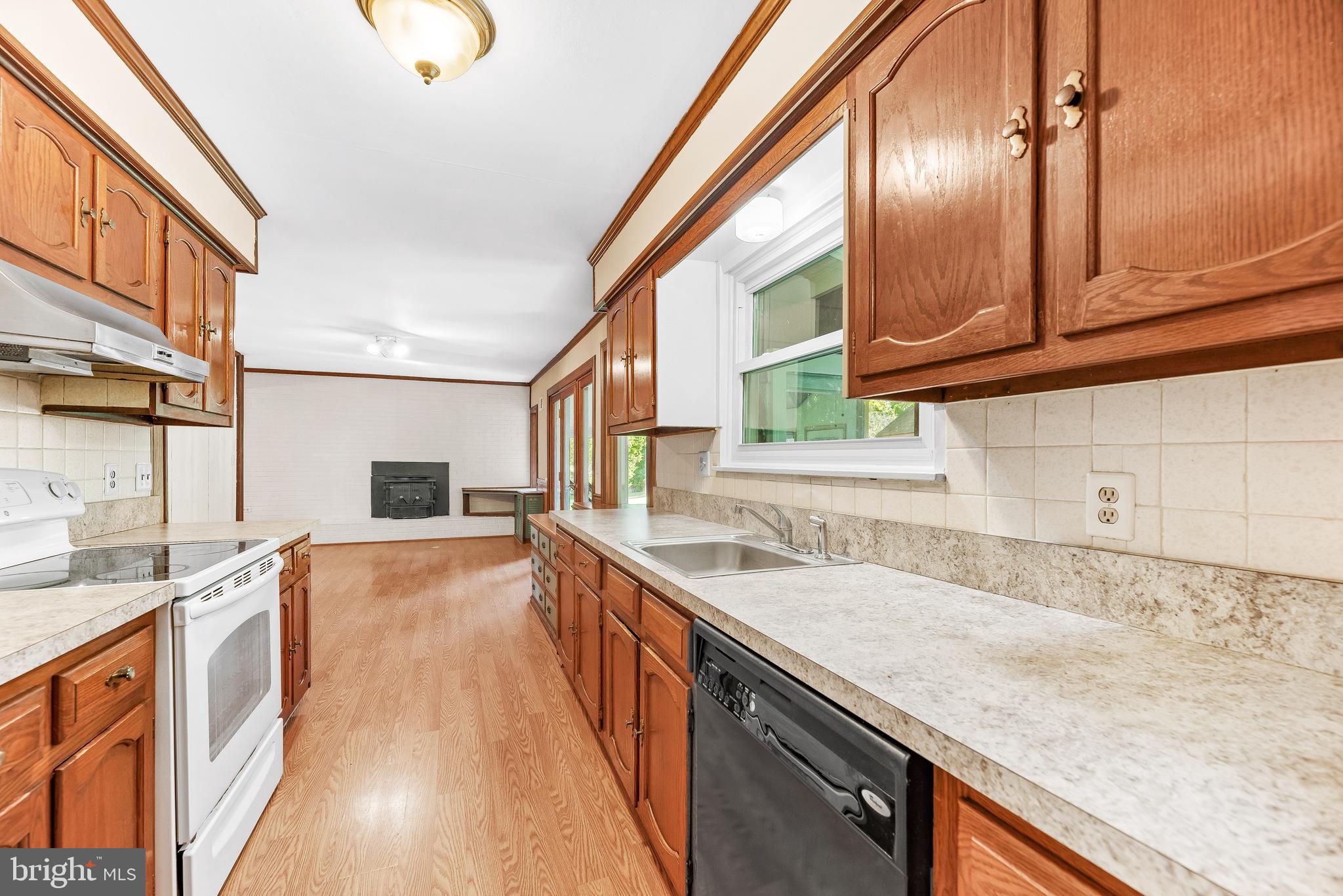 HALLMARK ESTATES - Residential