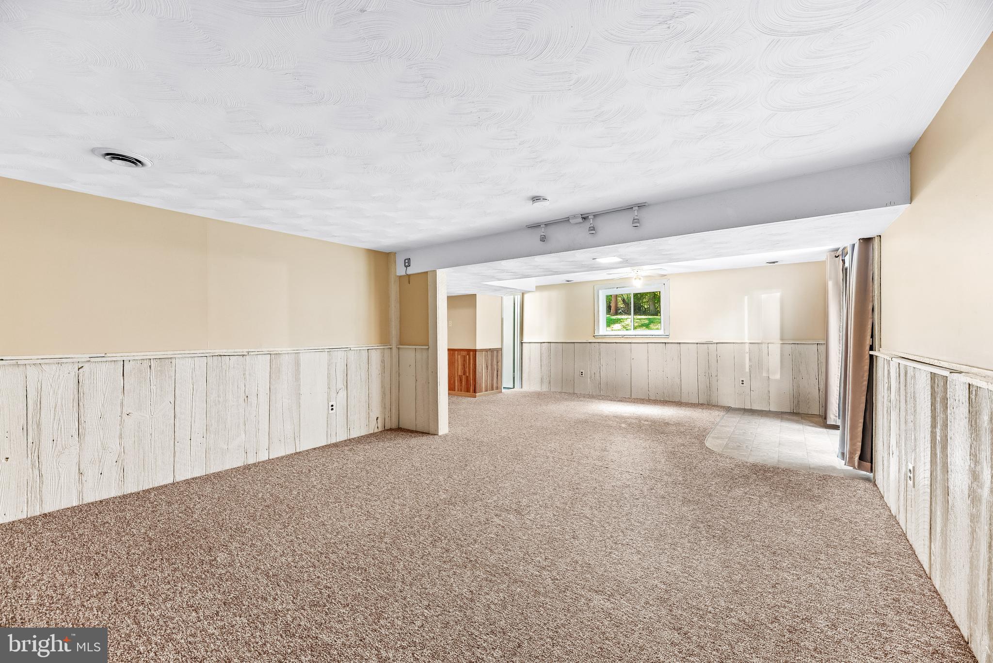 HALLMARK ESTATES - Residential