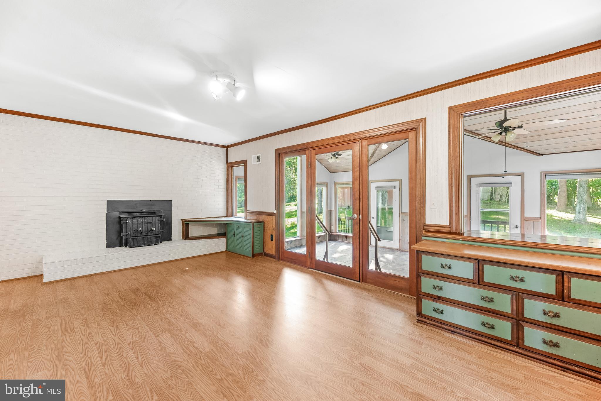 HALLMARK ESTATES - Residential