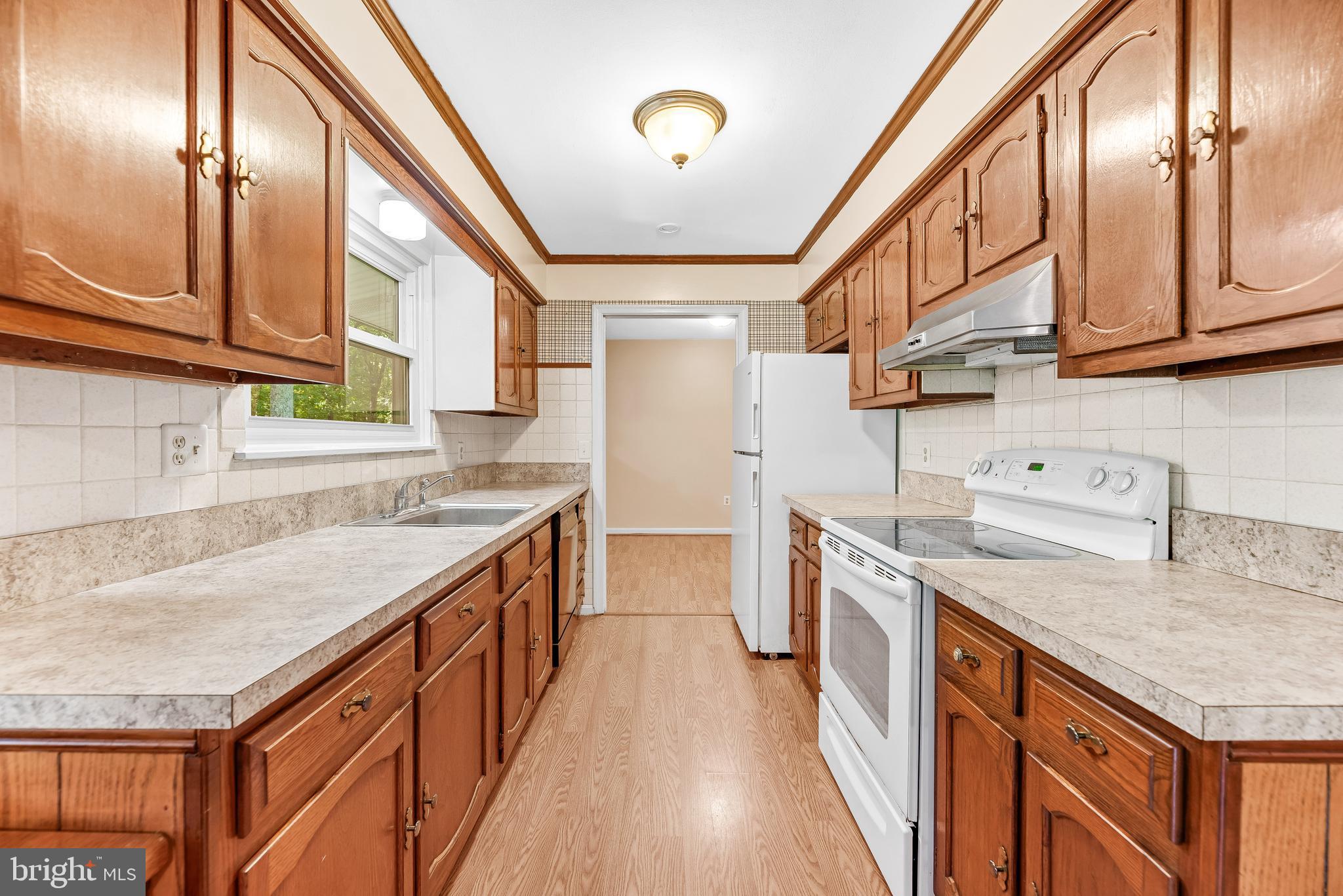 HALLMARK ESTATES - Residential