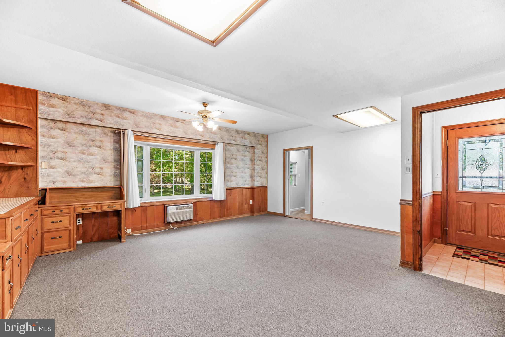 HALLMARK ESTATES - Residential