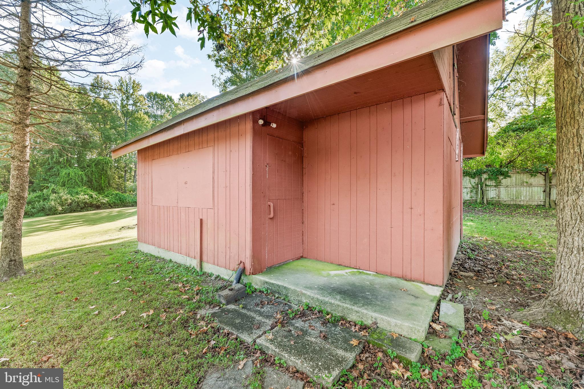 HALLMARK ESTATES - Residential