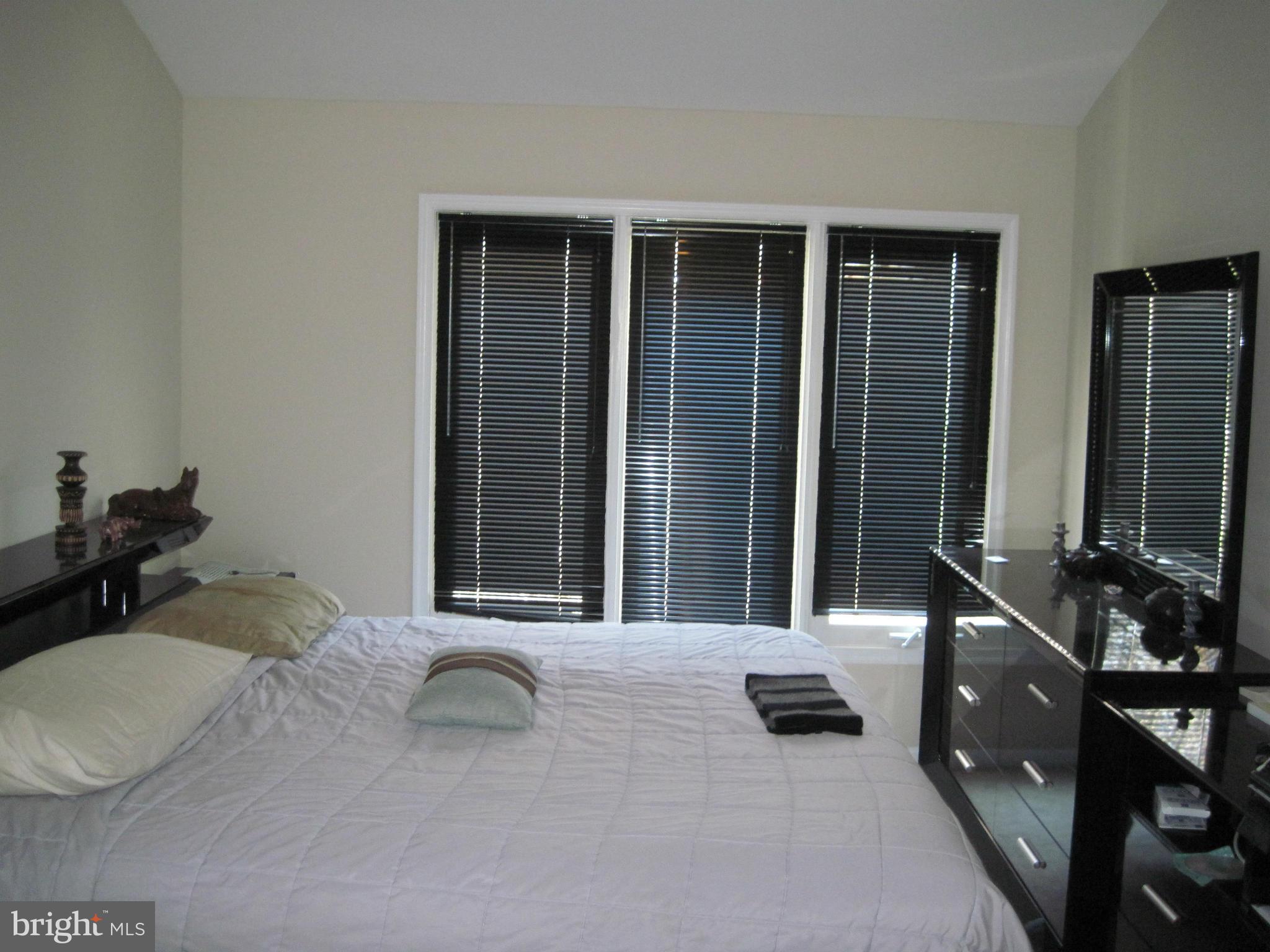 POTOMAC FAIRWAYS - Residential