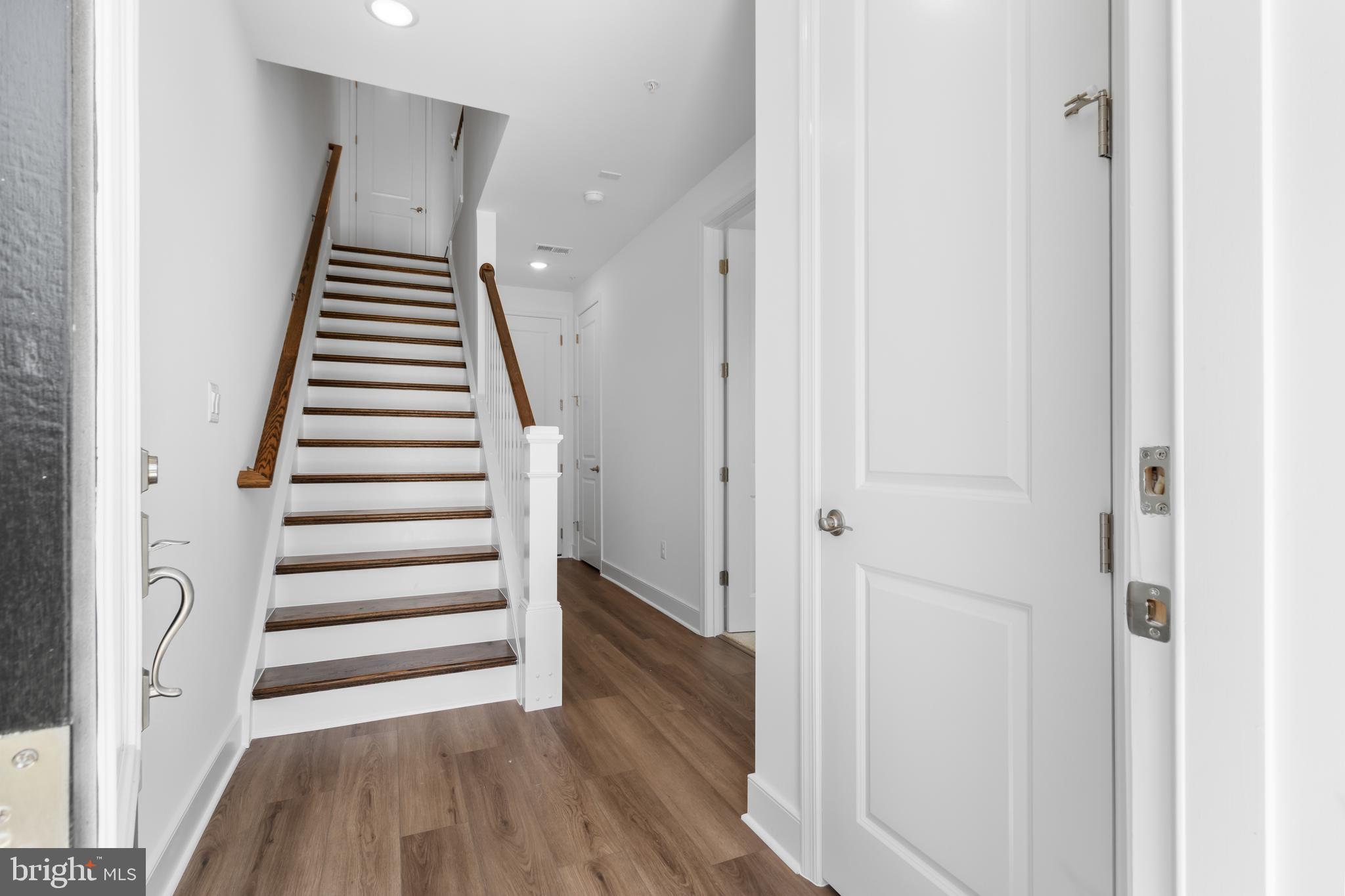 GAMBRILL GLENN - Residential Lease