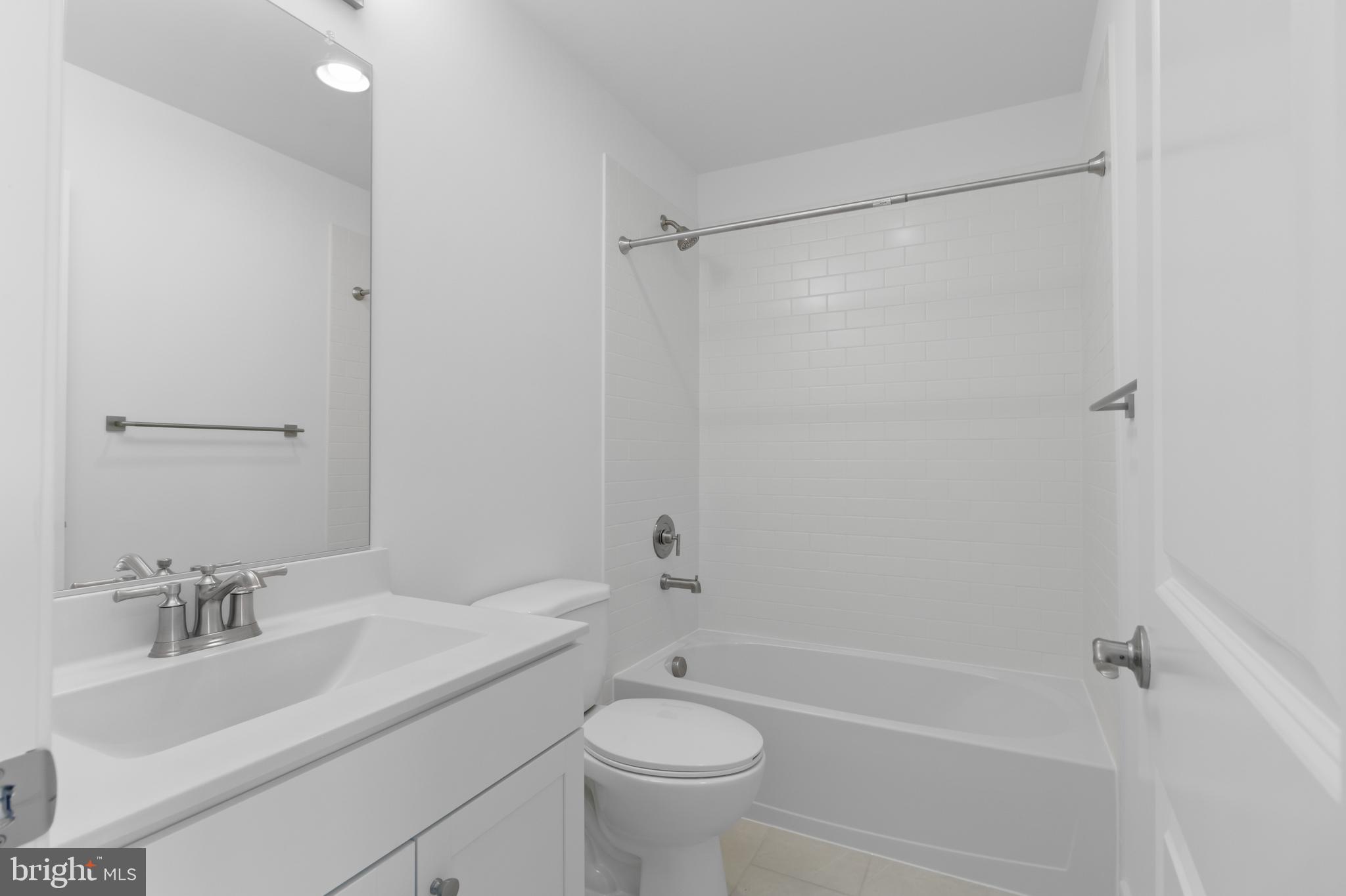 GAMBRILL GLENN - Residential Lease