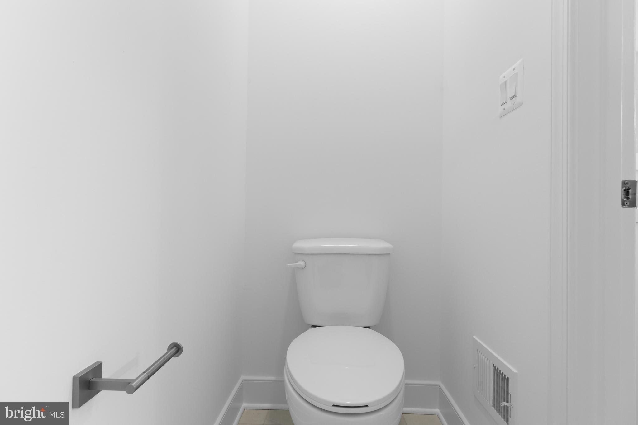 GAMBRILL GLENN - Residential Lease