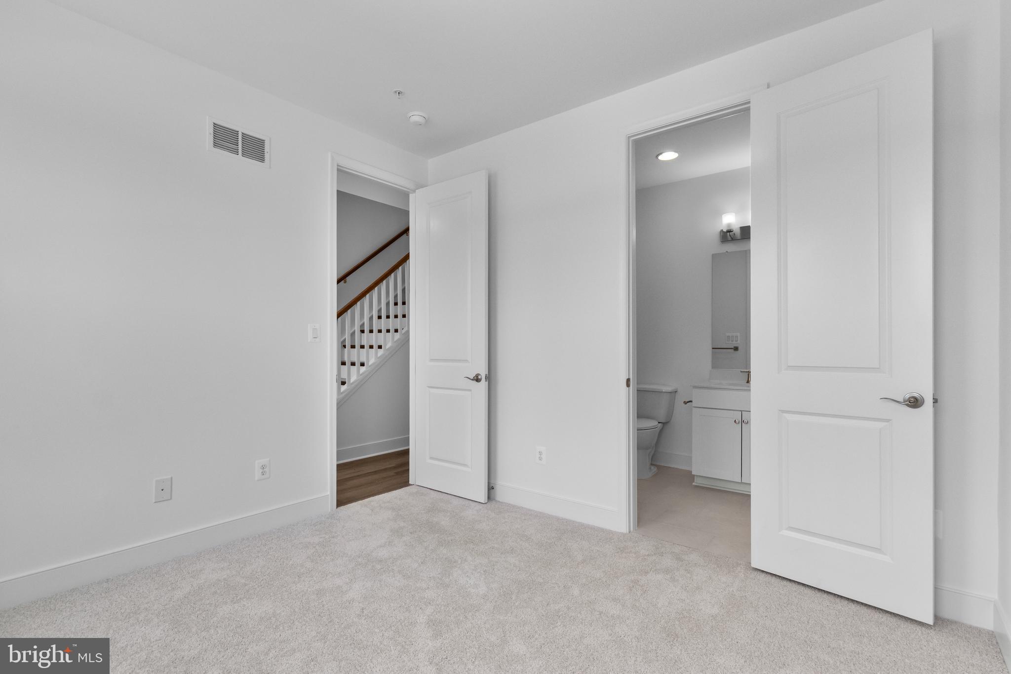 GAMBRILL GLENN - Residential Lease