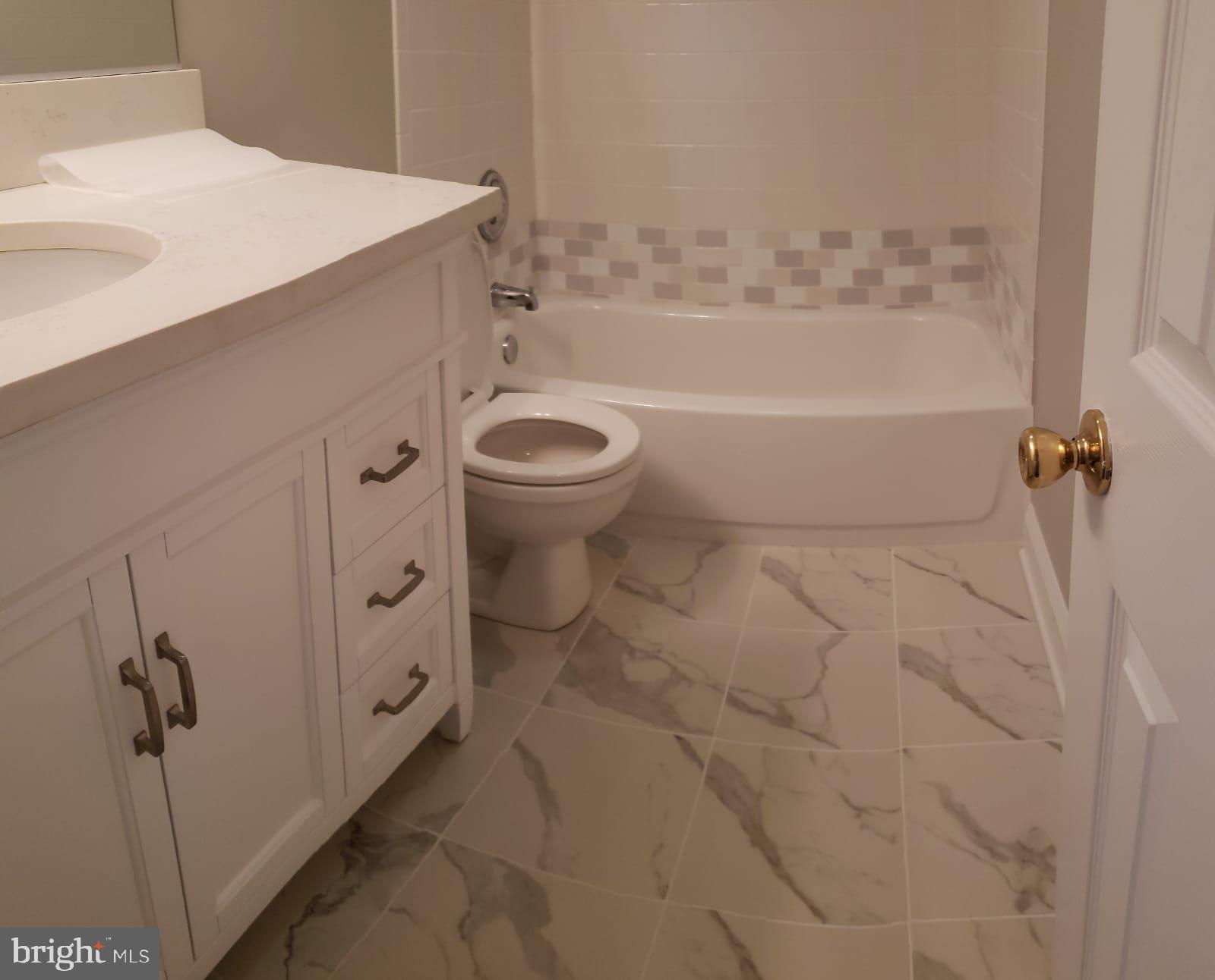 GRAFTON VILLAGE - Residential Lease