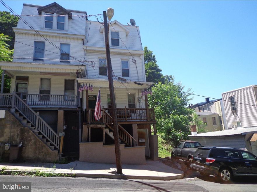 Sweet home with 3 bedrooms and 1.5 baths. Newer kitchen and modern baths, replacement windows, natural gas heat, ductless air unit on main floor. Third floor can be easily be made into 2 additional bedrooms, extra parcel included used for off street parking. (68-27-0021)