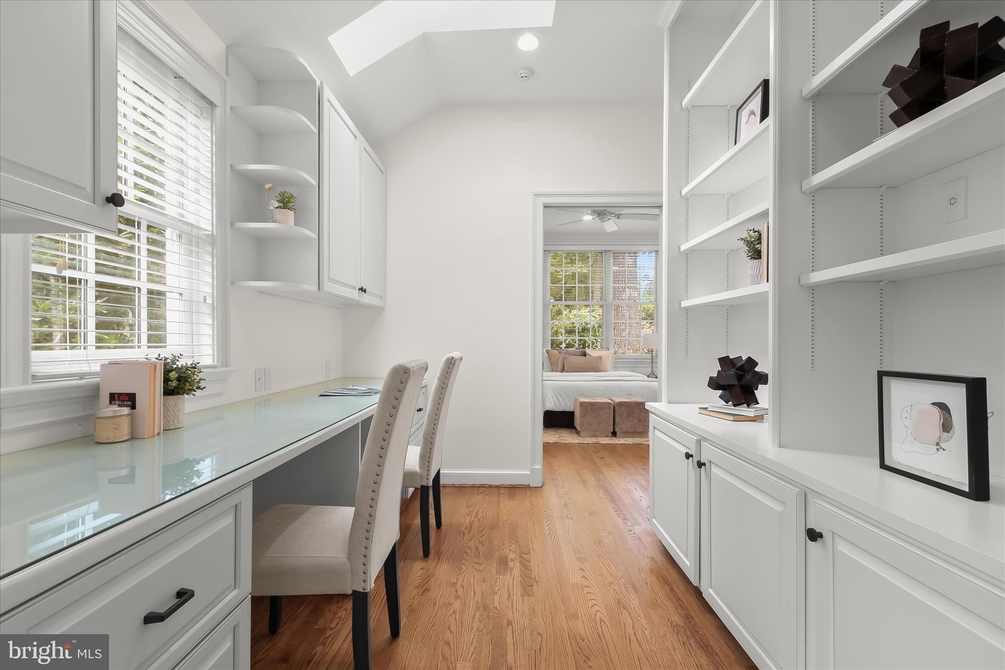 WOODACRES - Residential