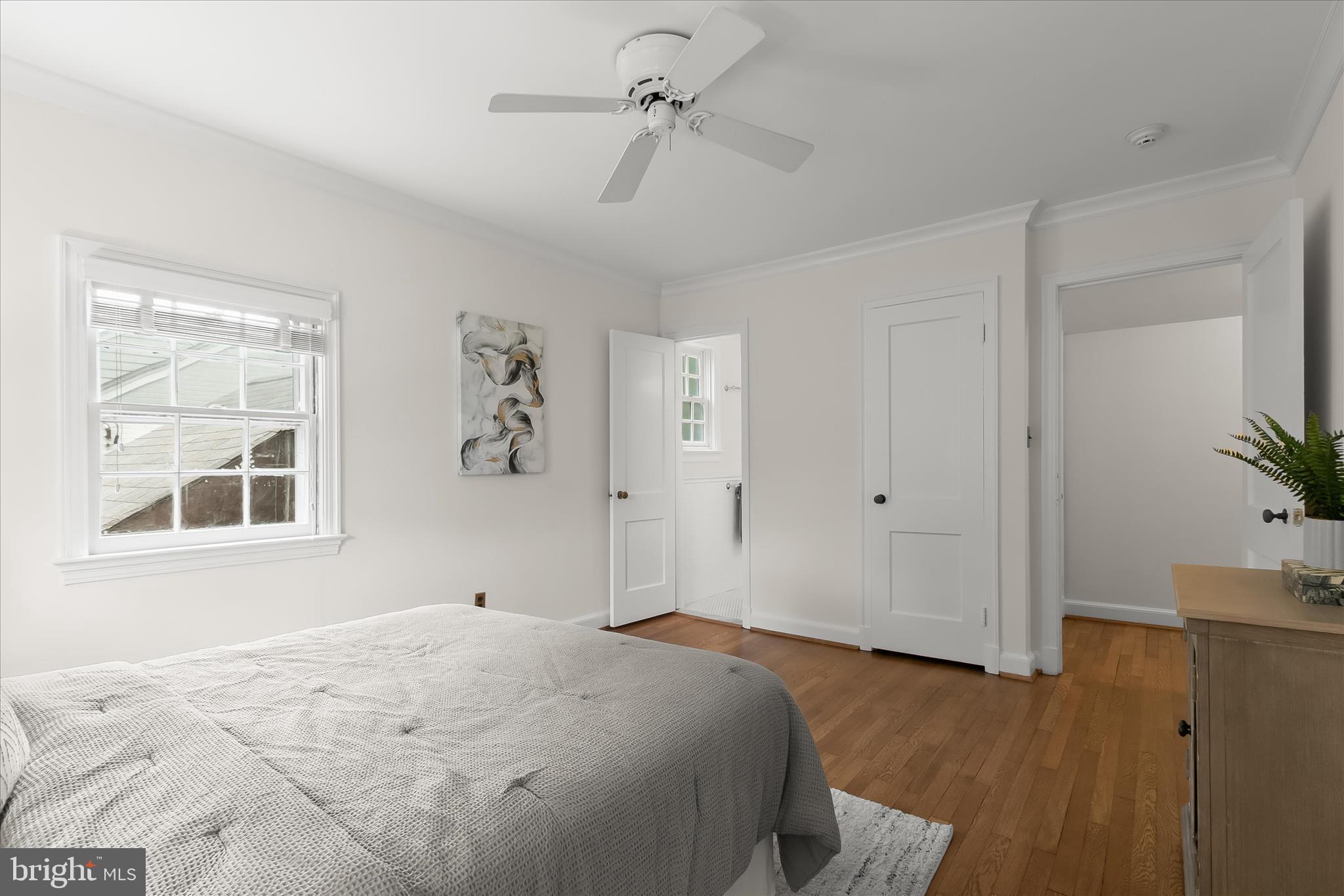 WOODACRES - Residential