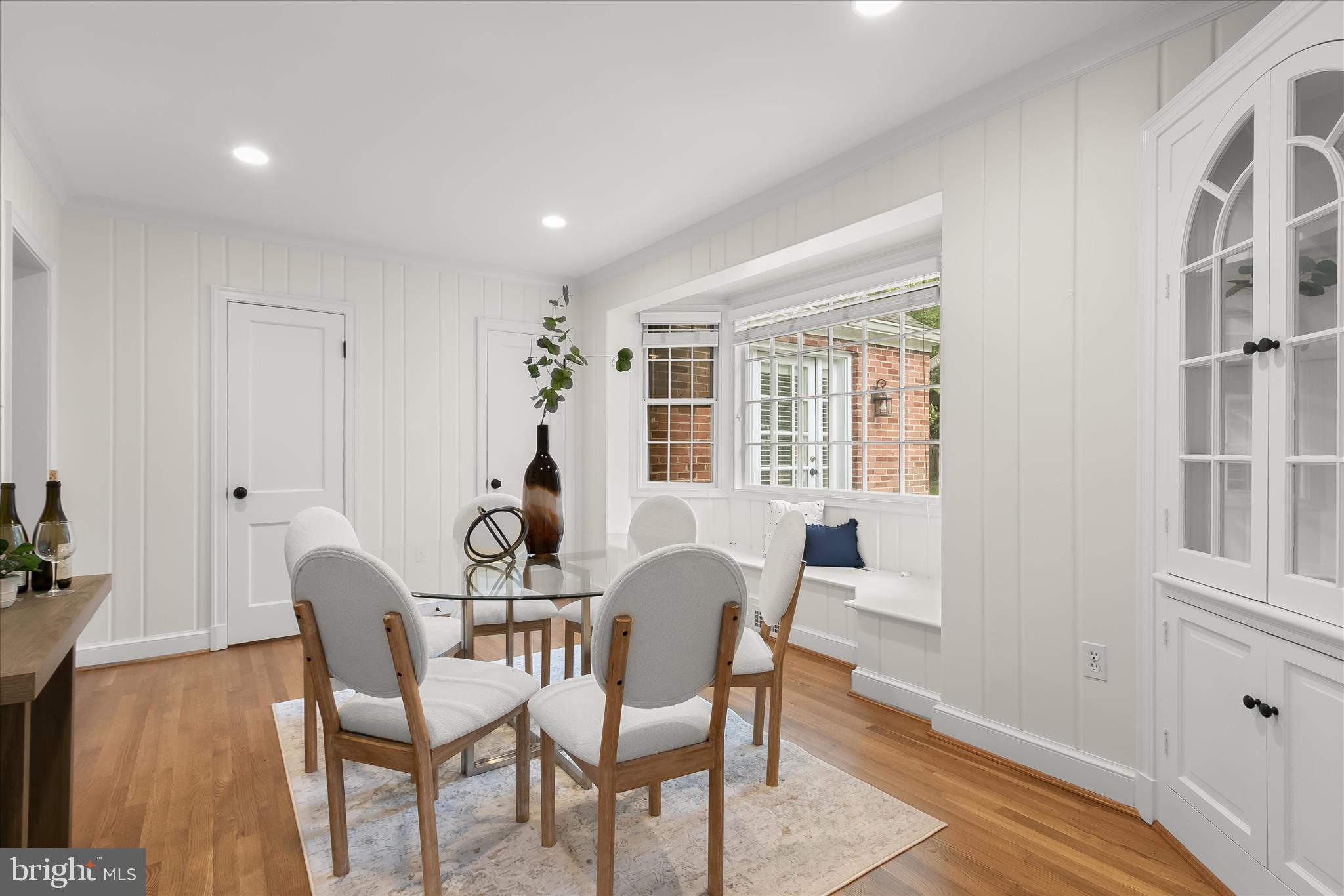 WOODACRES - Residential