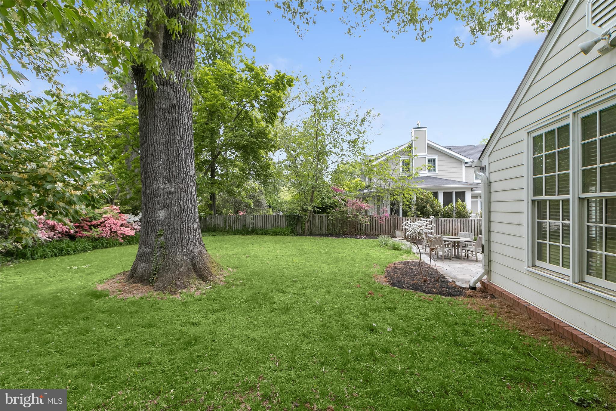 WOODACRES - Residential