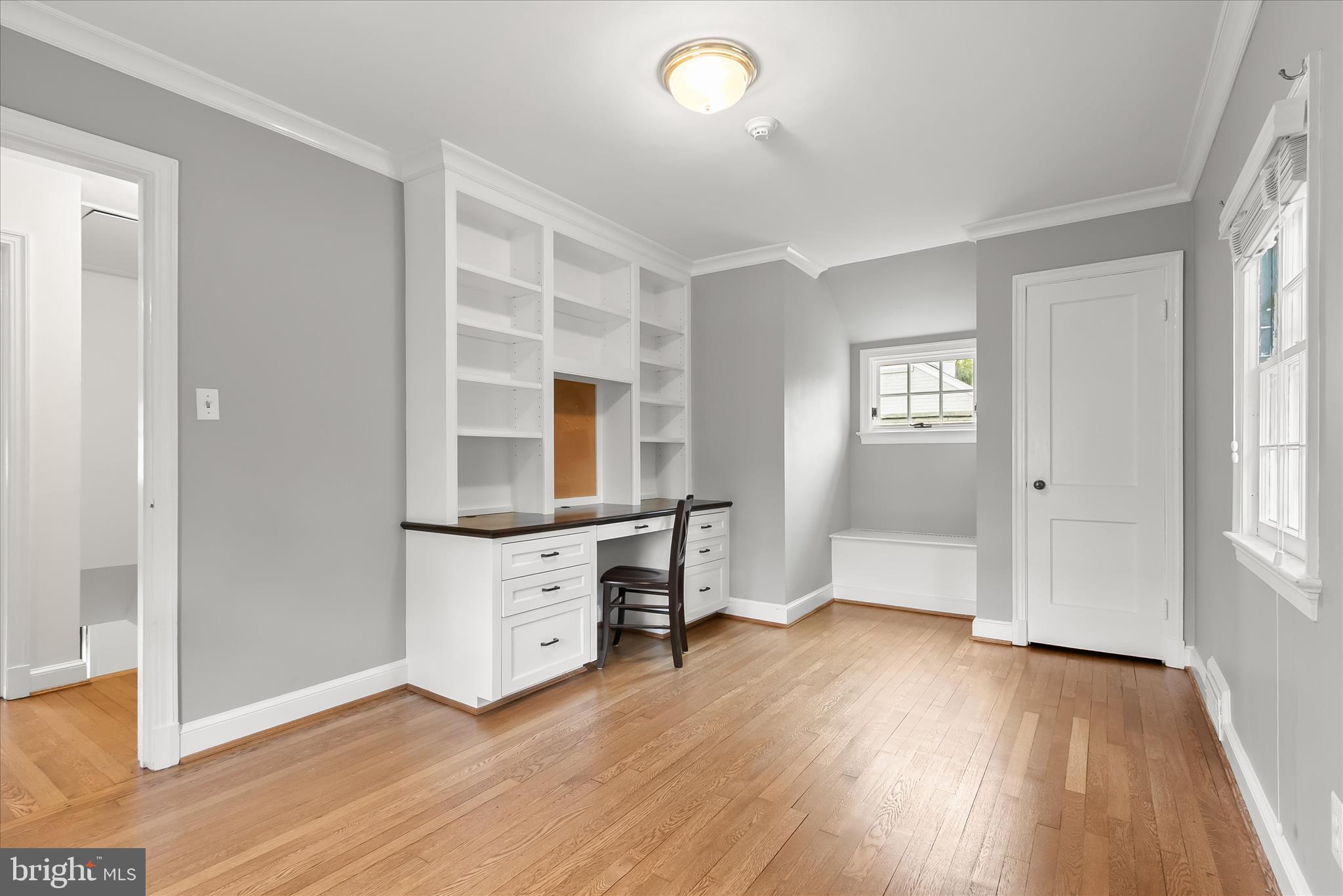 WOODACRES - Residential