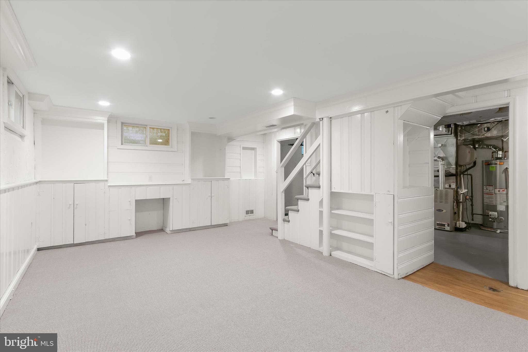 WOODACRES - Residential